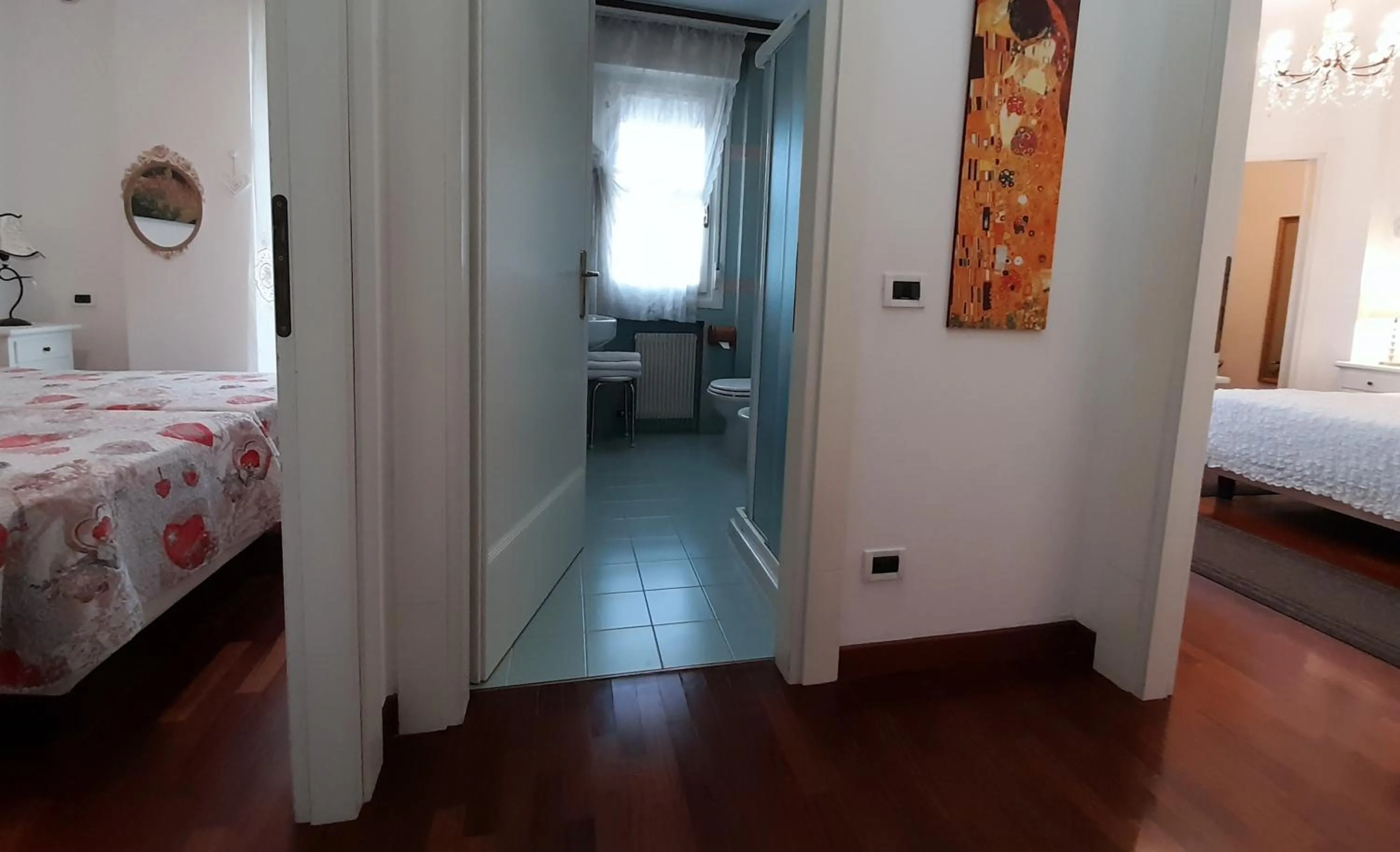 Photo of the whole room, Bed in Luxury House B&B