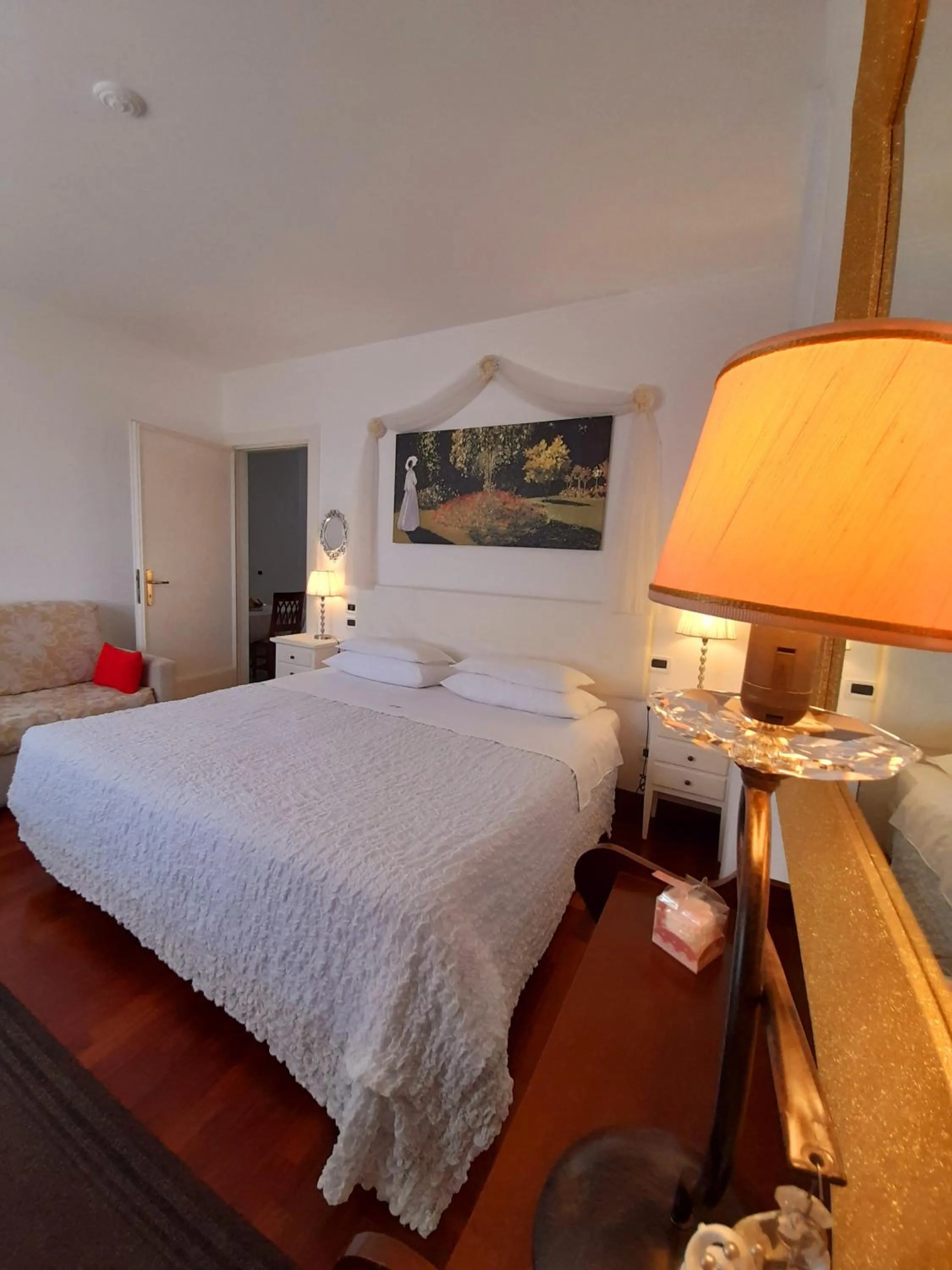 Bedroom, Bed in Luxury House B&B