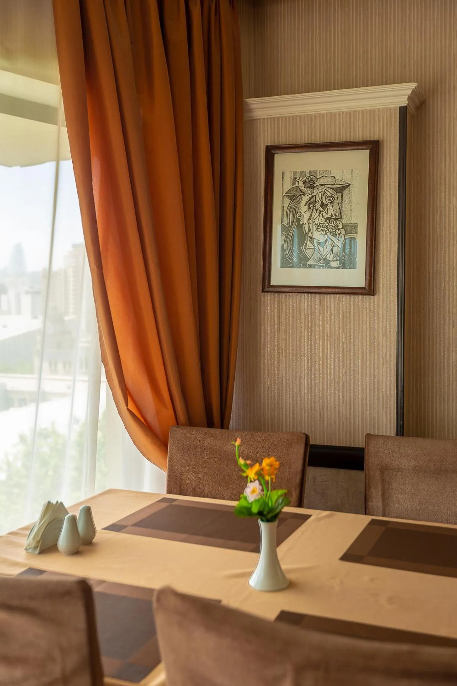 Restaurant/places to eat in Diplomat Hotel Baku