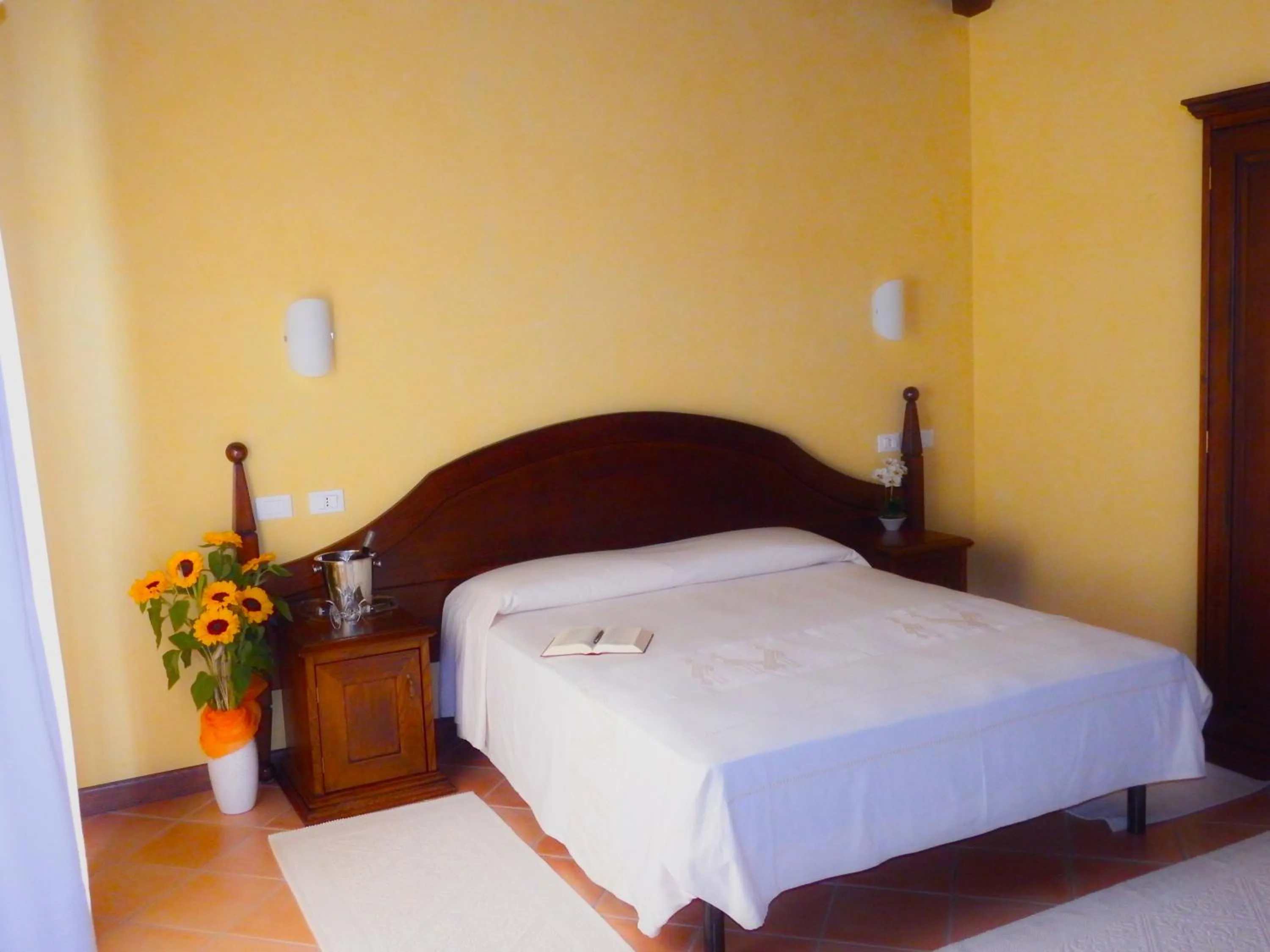 Bedroom, Bed in Tenuta Su Vrau