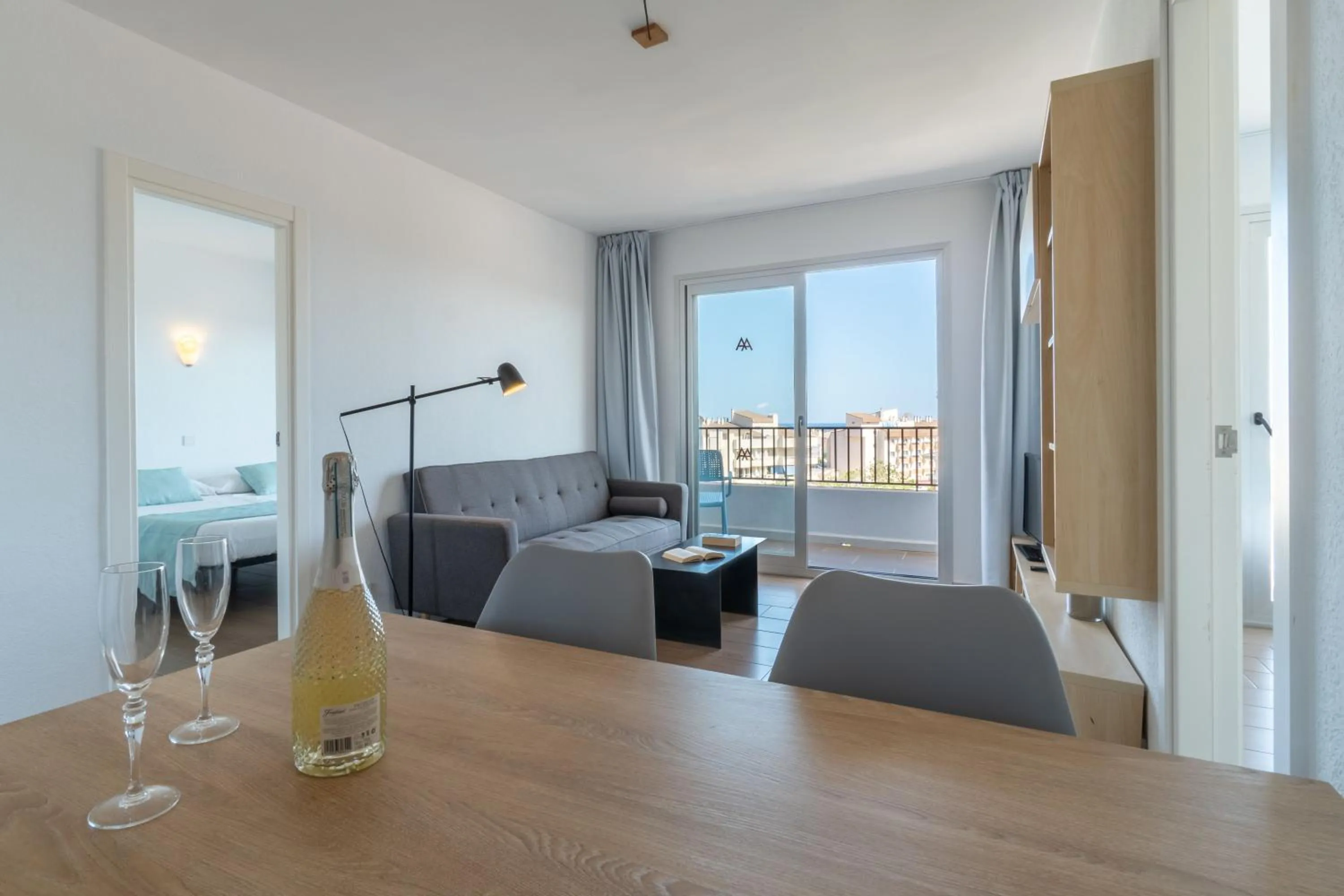 Apartaments La Perla Negra