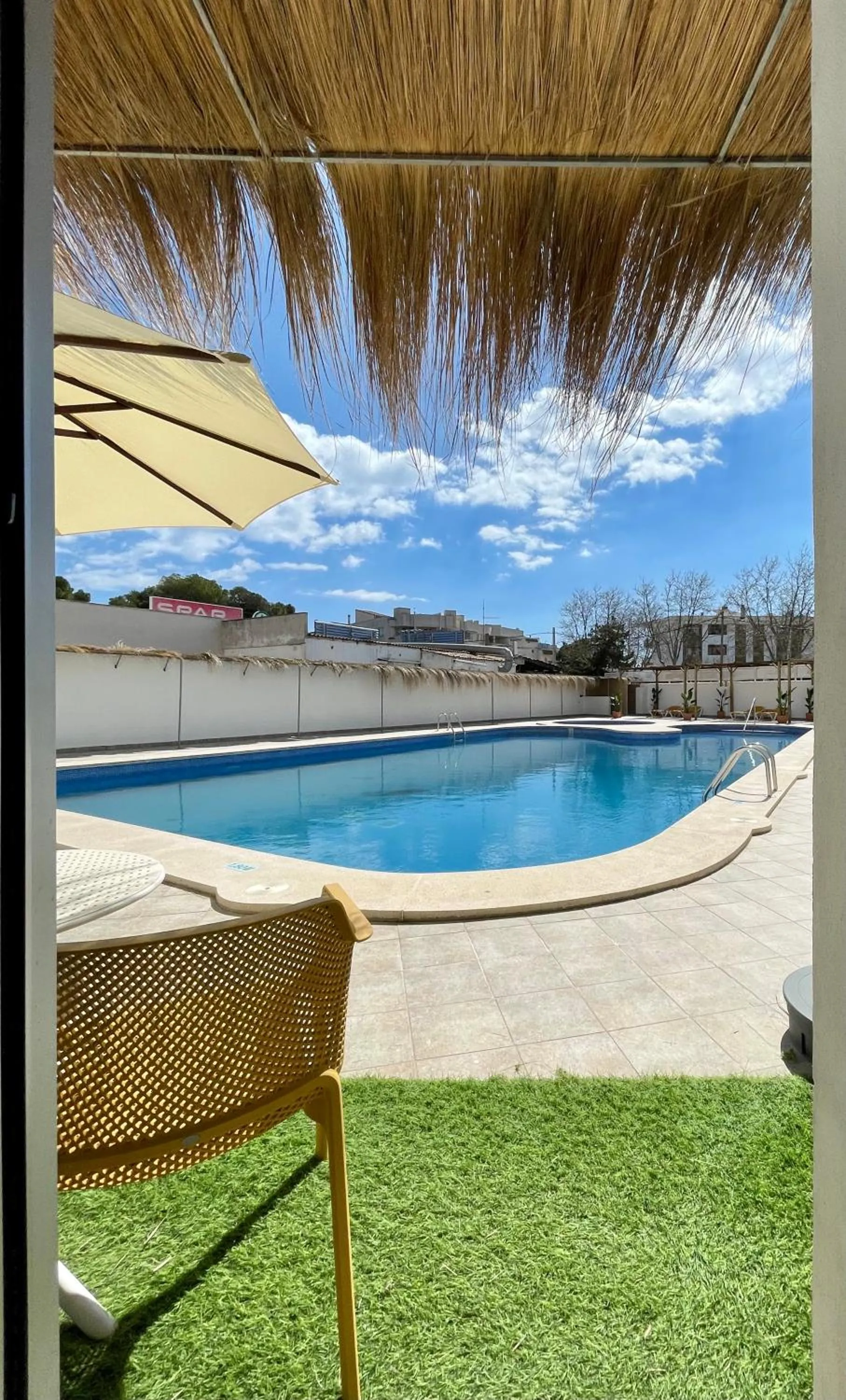 Apartaments La Perla Negra