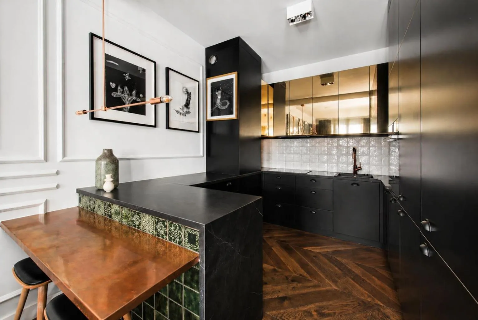 Kitchen or kitchenette in Harmonica Apartment - Trynitarska 6 street