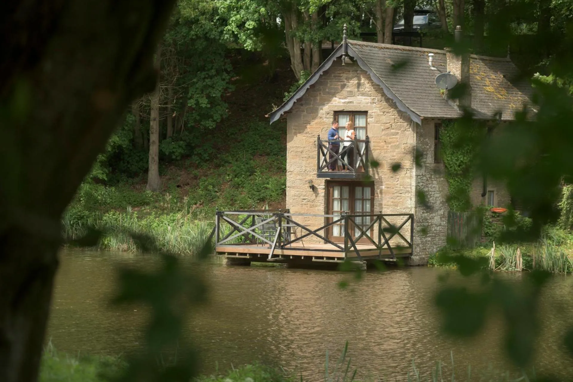 Facade/entrance in Forbes of Kingennie