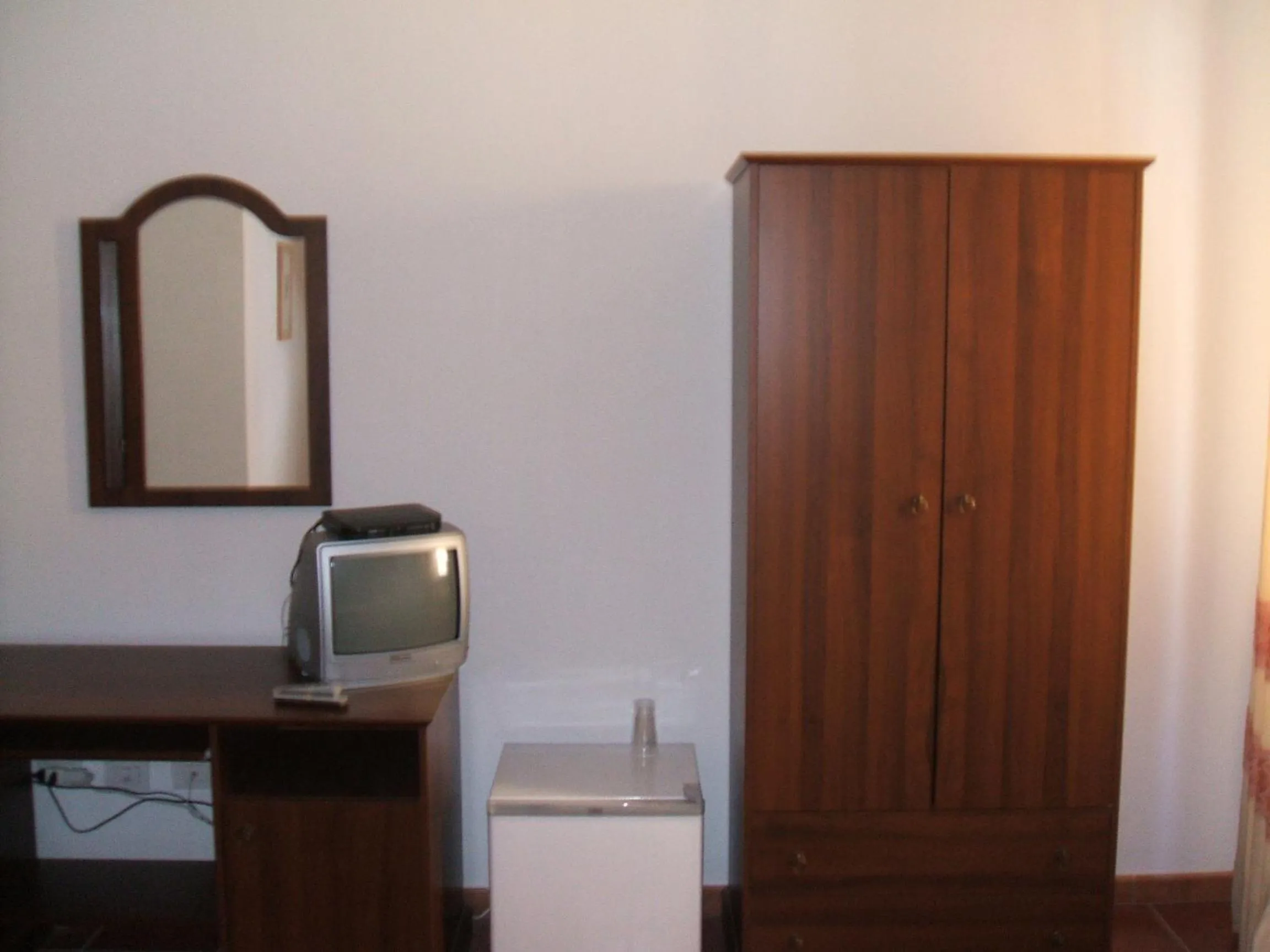 Photo of the whole room in Su Cantaru Guesthouse