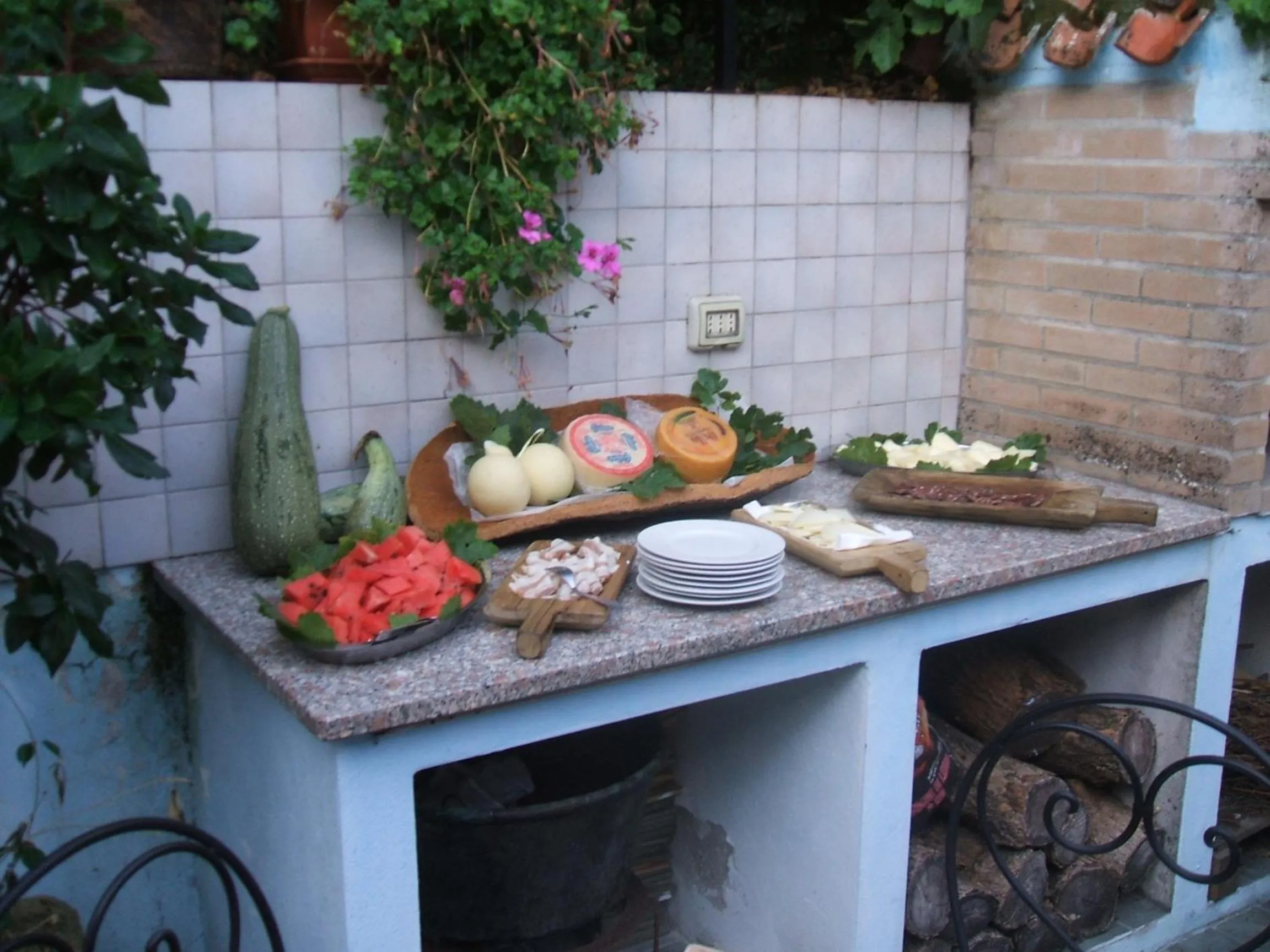 Food and drinks in Su Cantaru Guesthouse