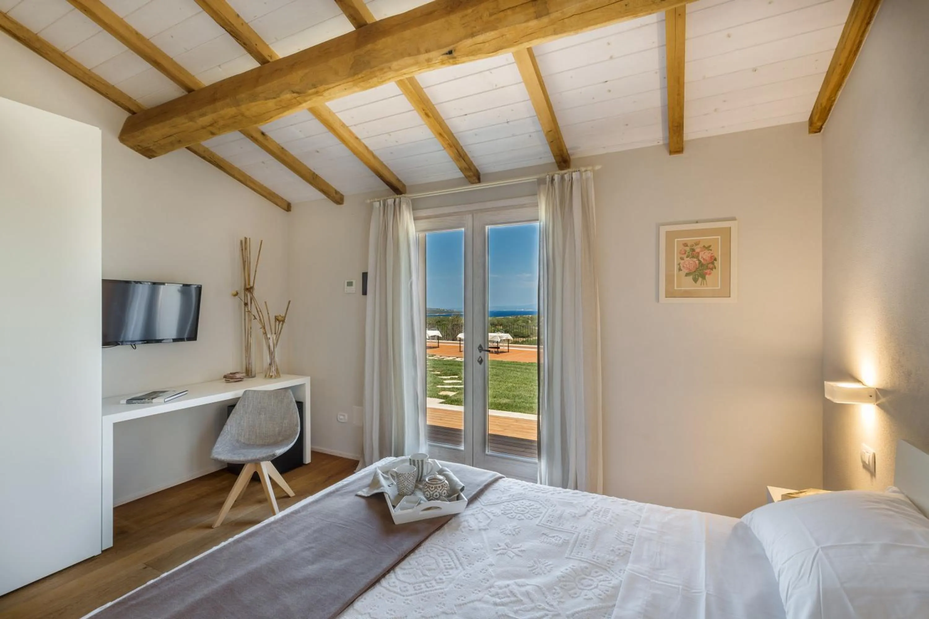 Bed in Tenuta Petra Bianca