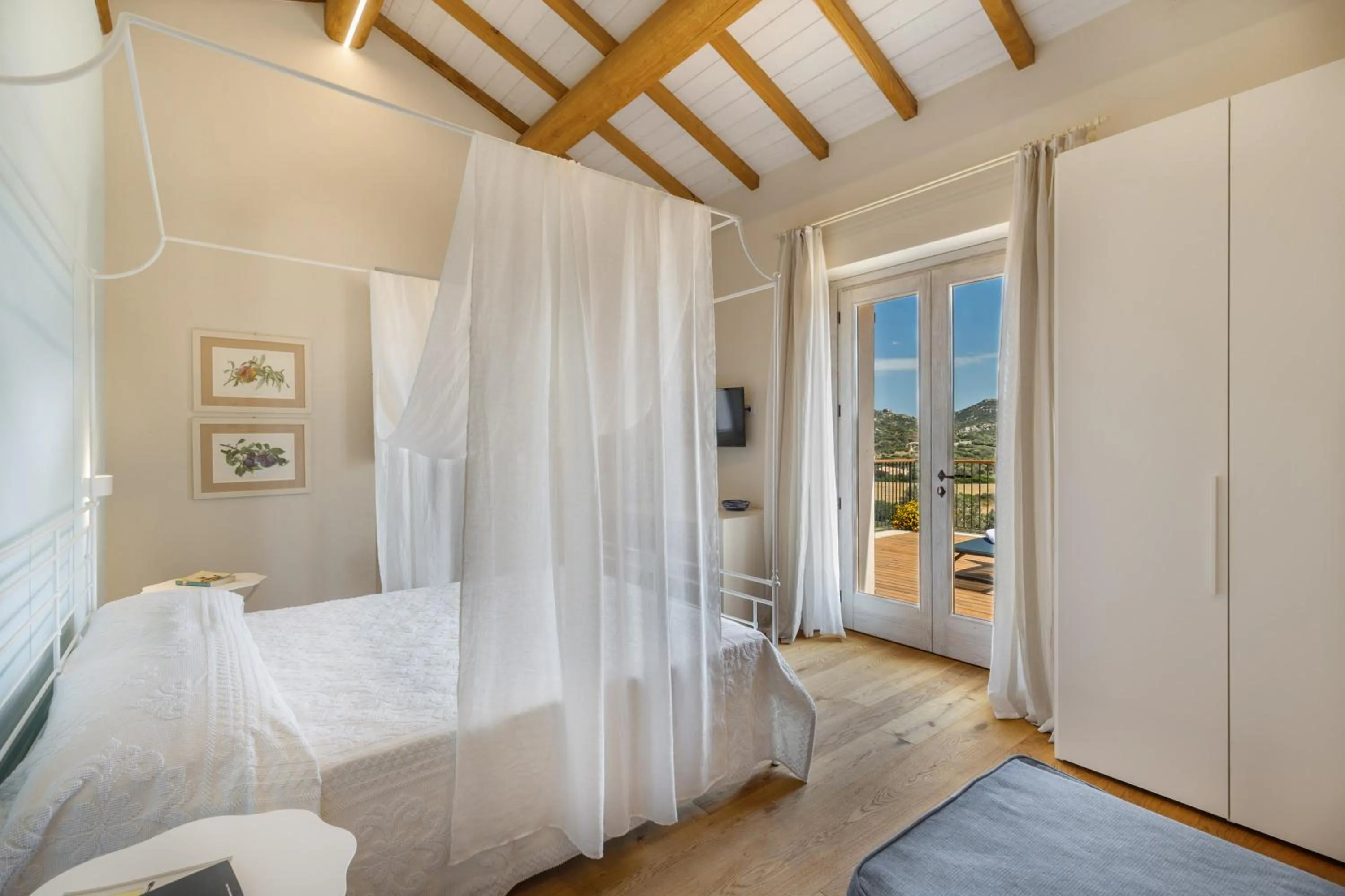 Bed in Tenuta Petra Bianca