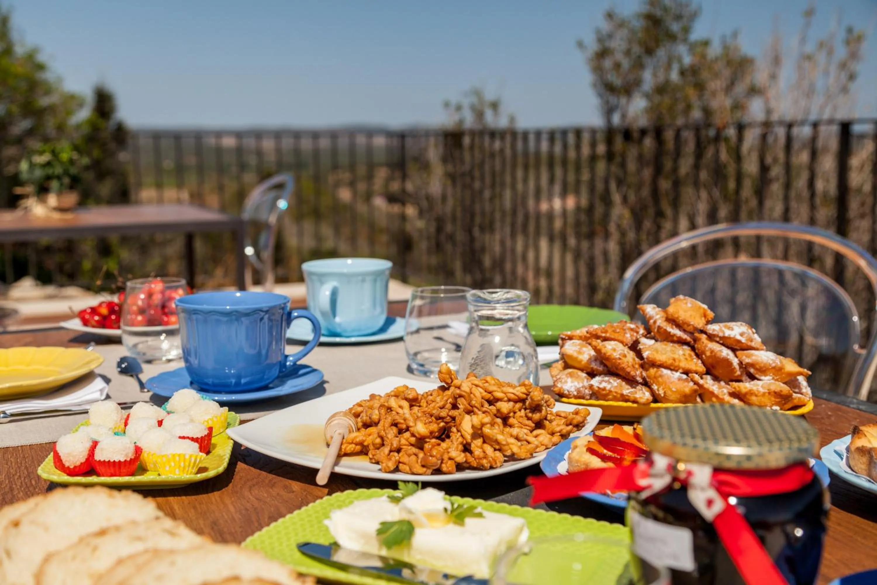 Breakfast in Tenuta Petra Bianca