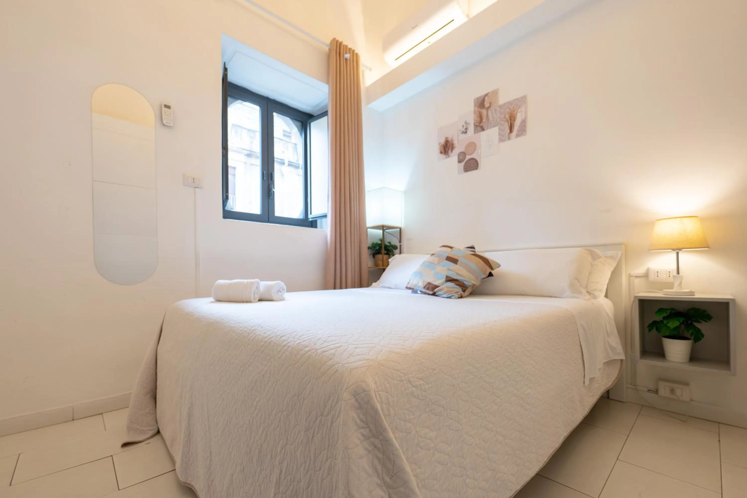 Bed in Palazzo Bruca Catania