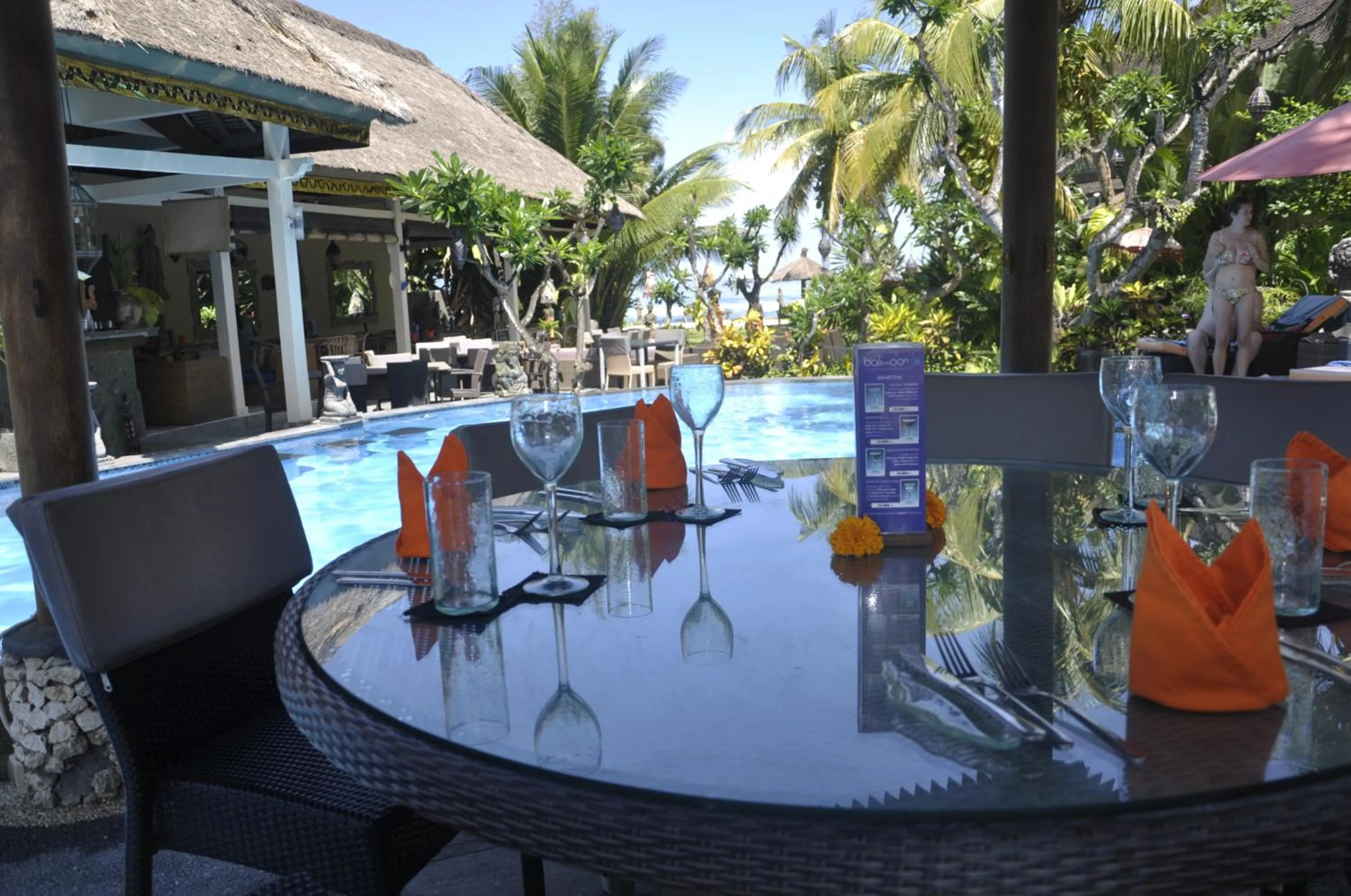 Restaurant/places to eat in Bayside Bungalows