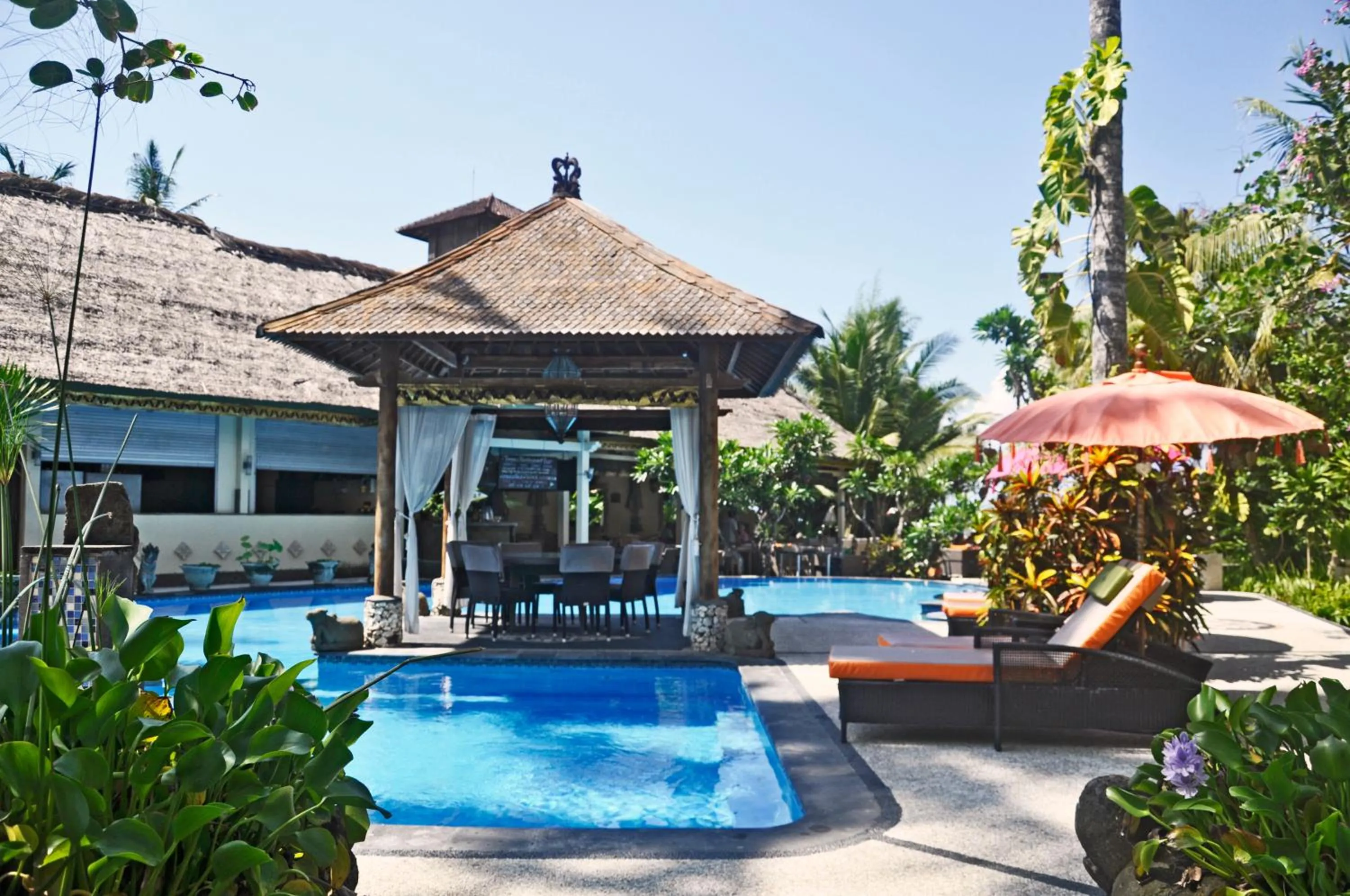 Swimming pool in Bayside Bungalows