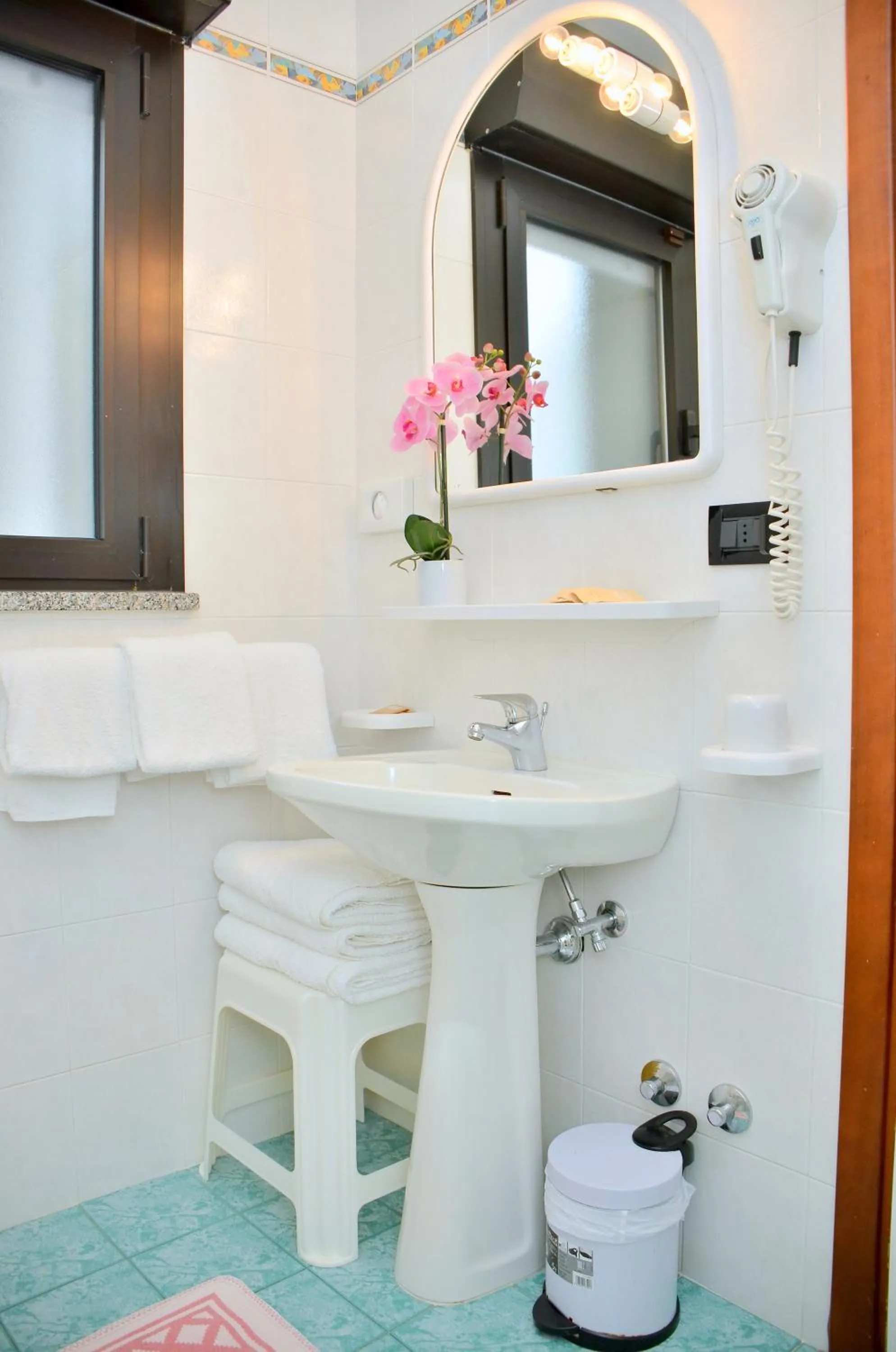 Bathroom in Hotel Etna