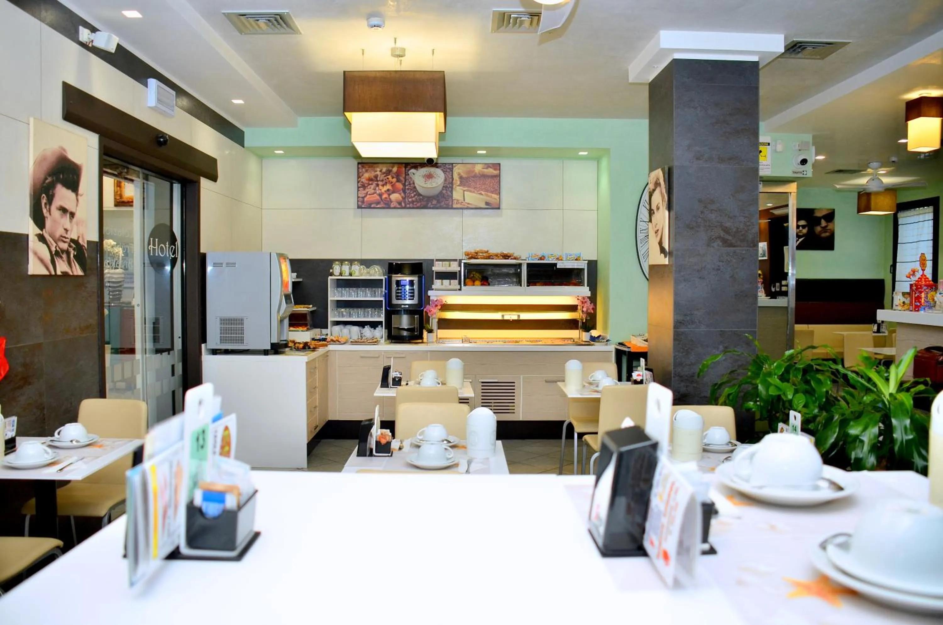 Breakfast in Hotel Etna