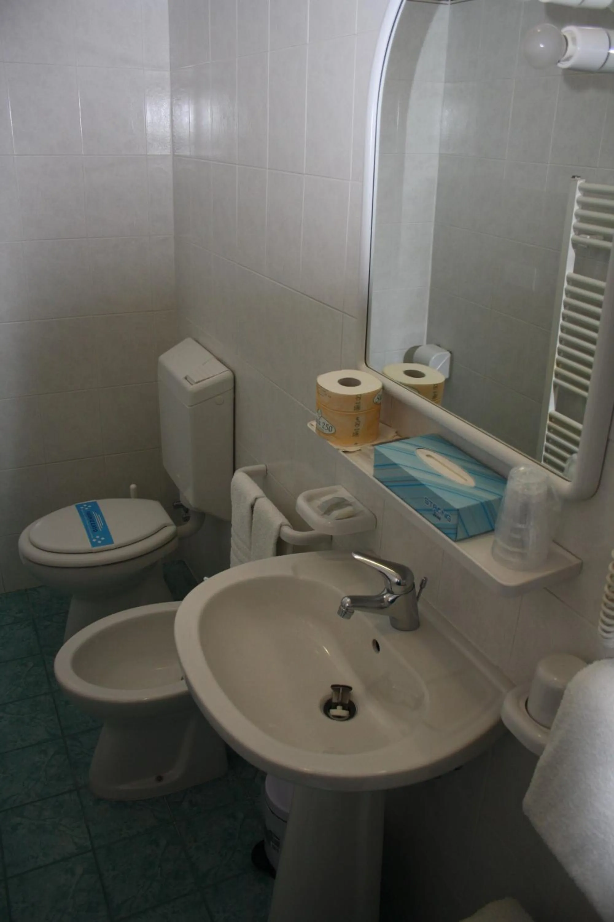 Toilet in Hotel Etna