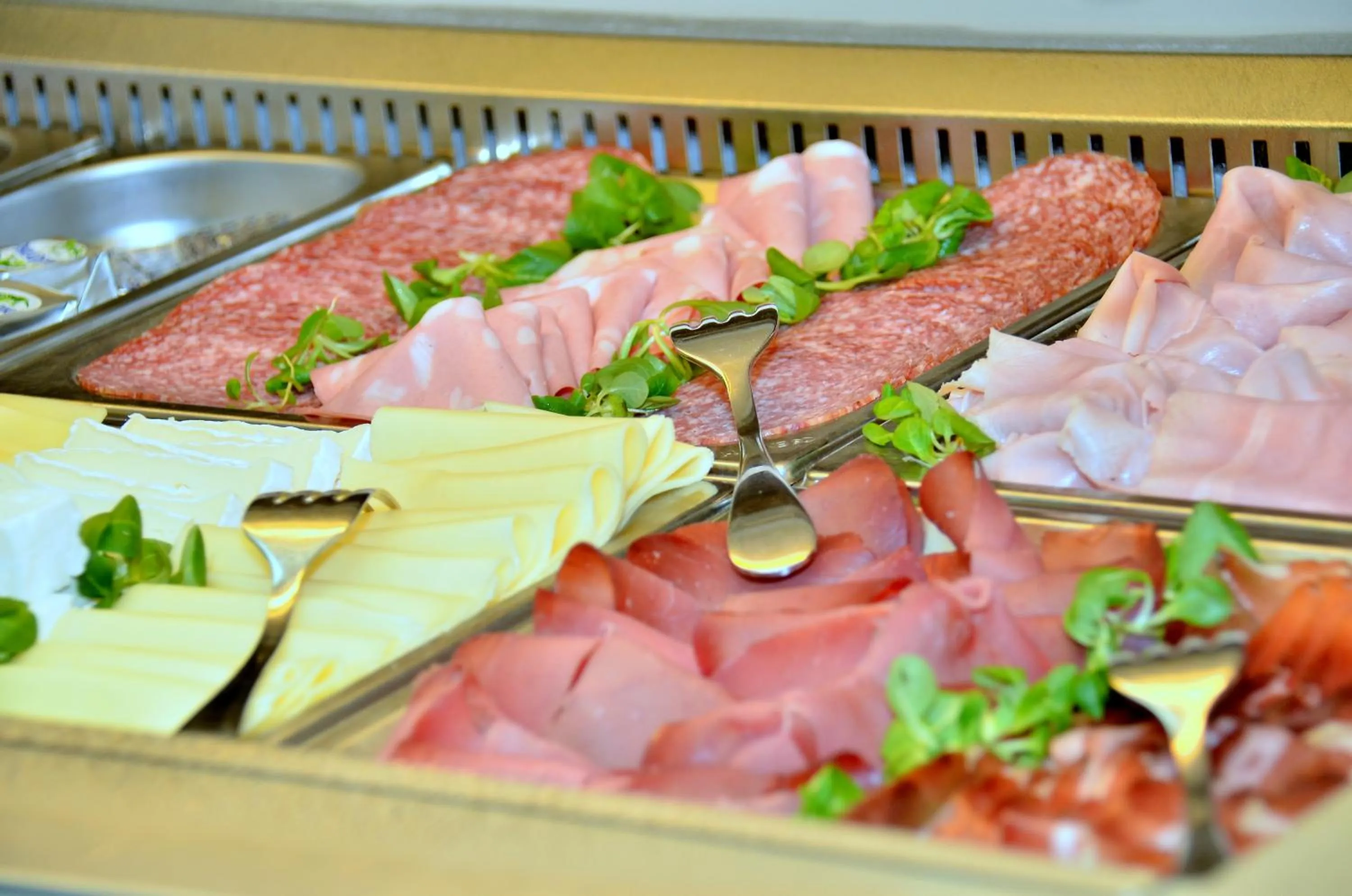 Breakfast in Hotel Etna