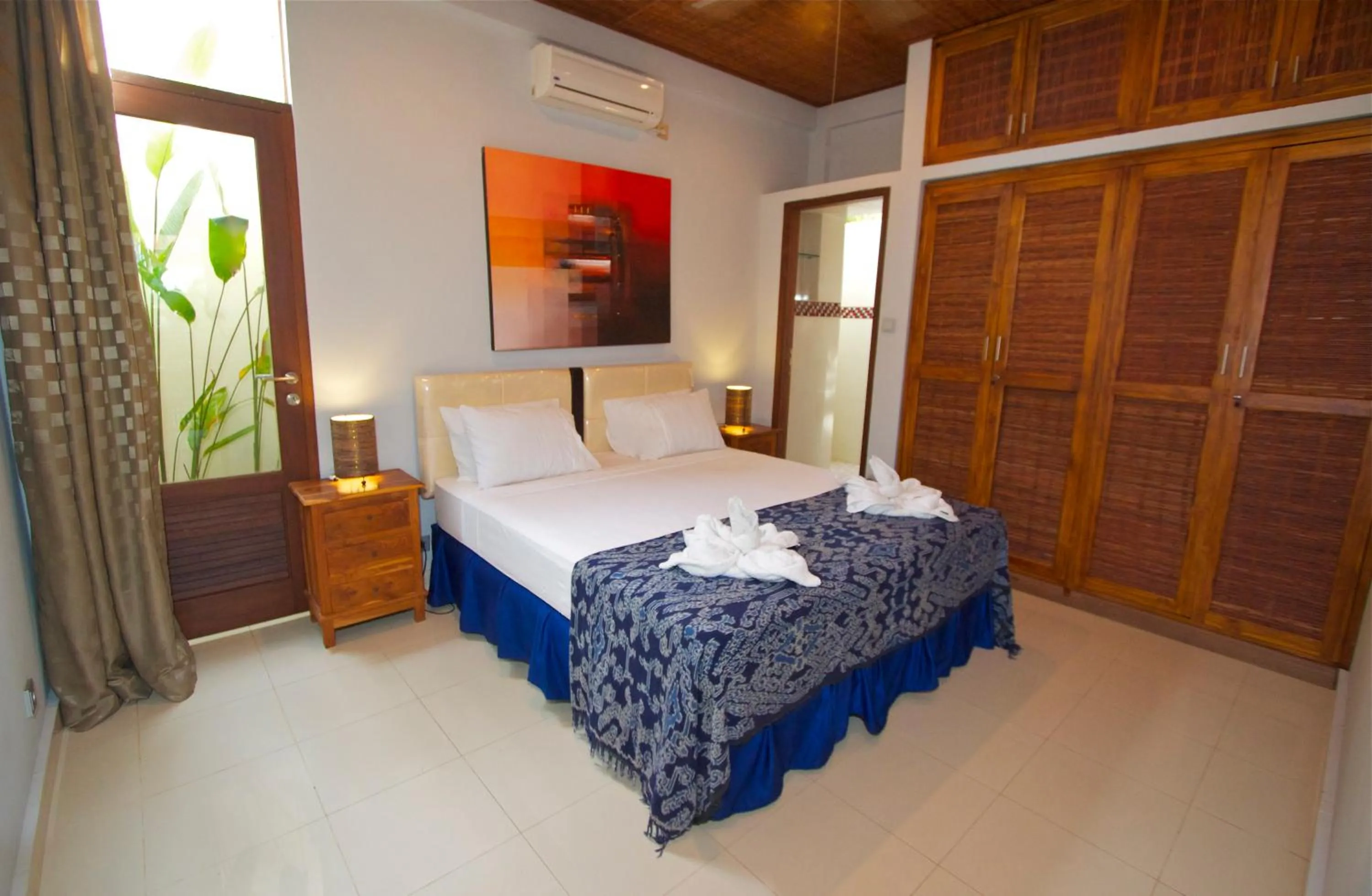 Bedroom, Bed in Bayshore Villa