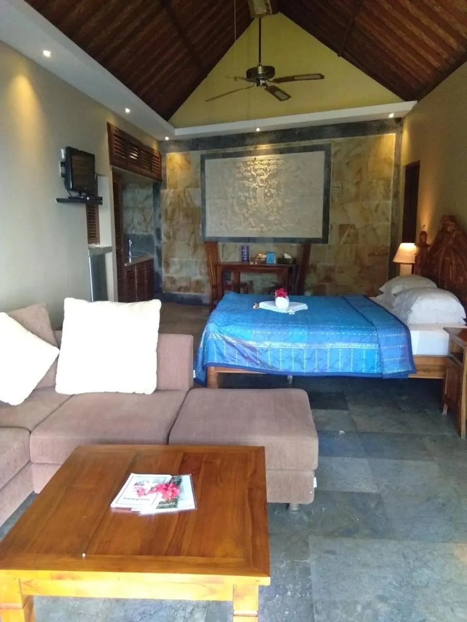 Photo of the whole room, Bed in Bayshore Villa