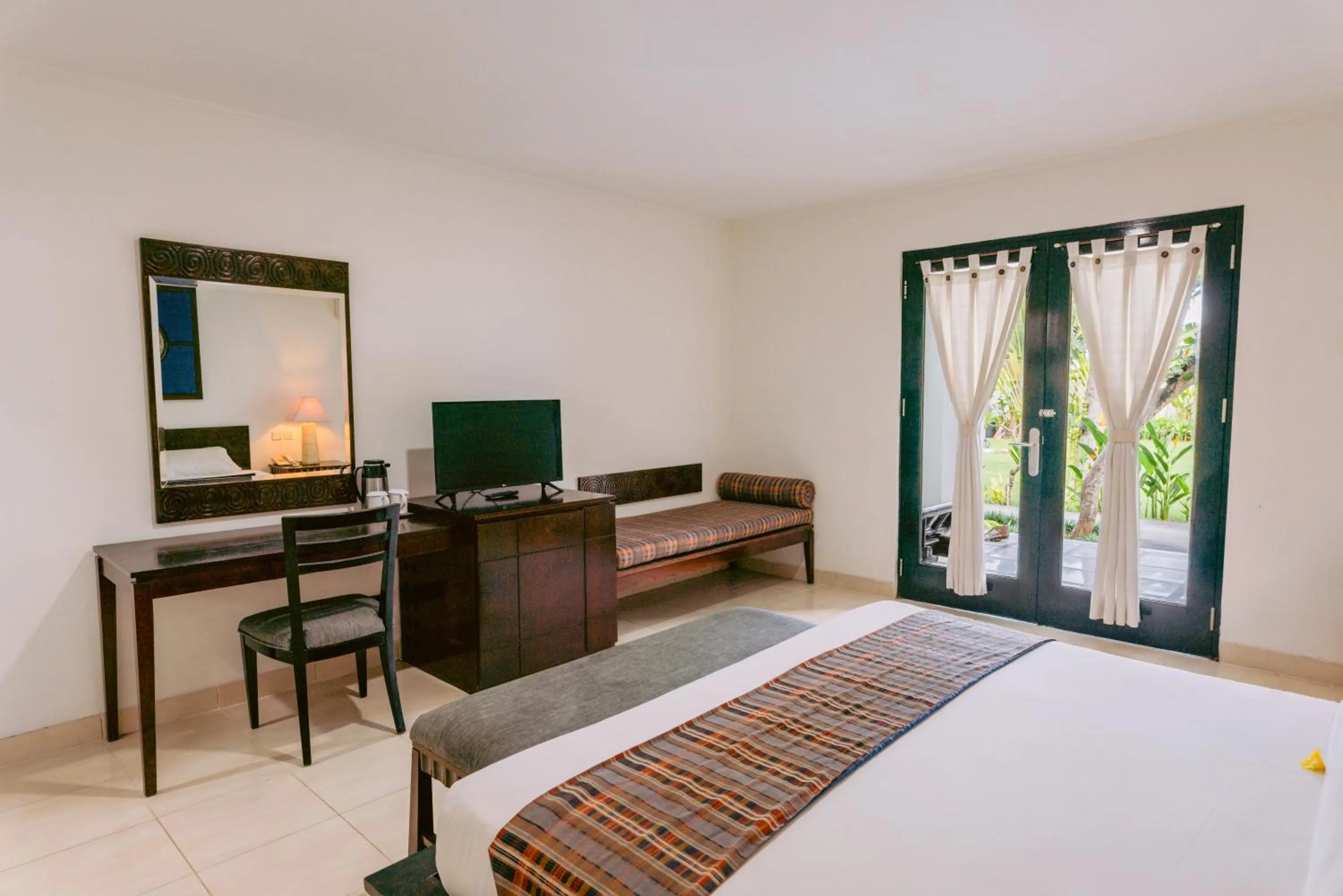 Bedroom, Bed in Legong Keraton Beach Hotel