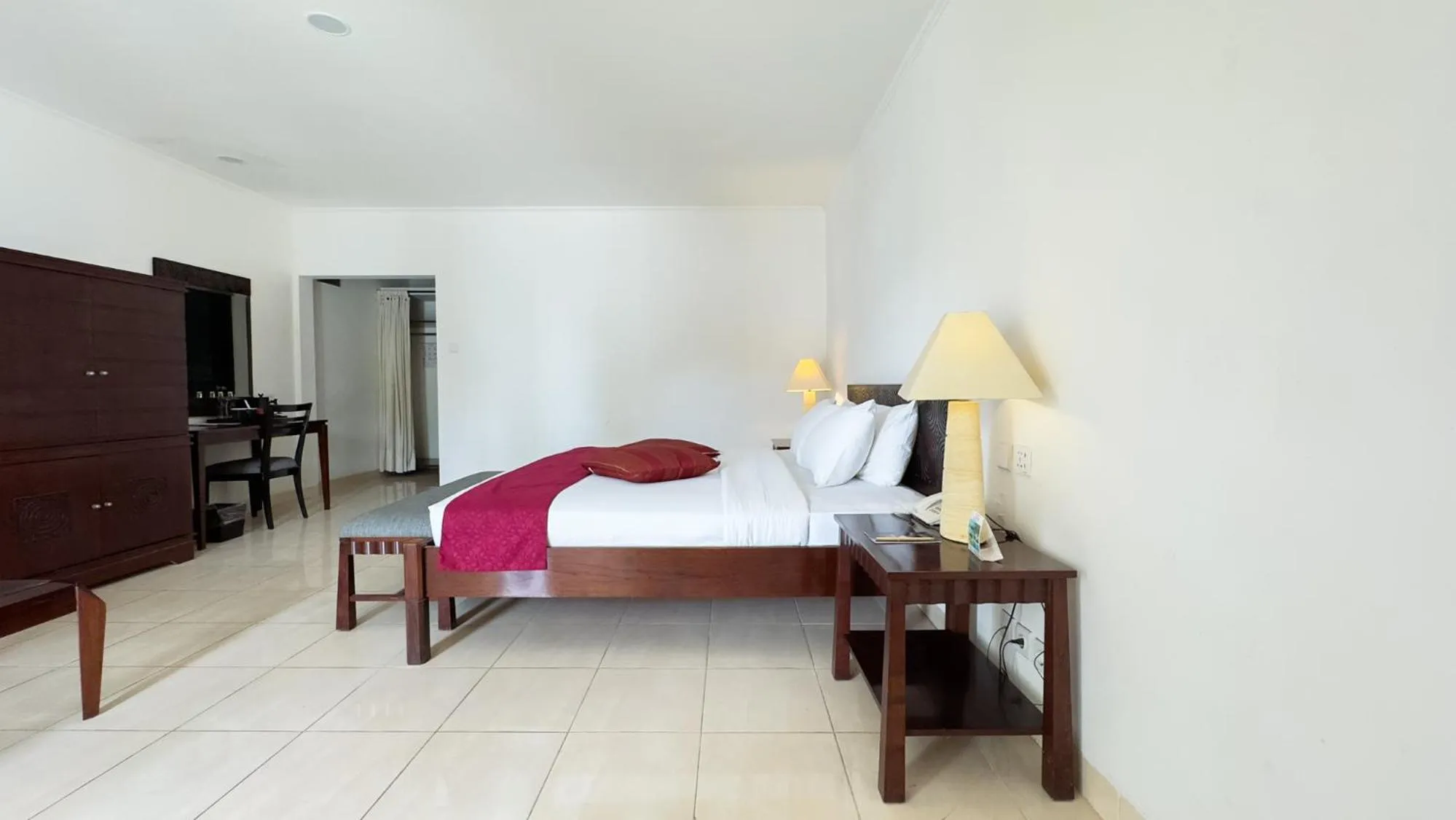 Bed in Legong Keraton Beach Hotel