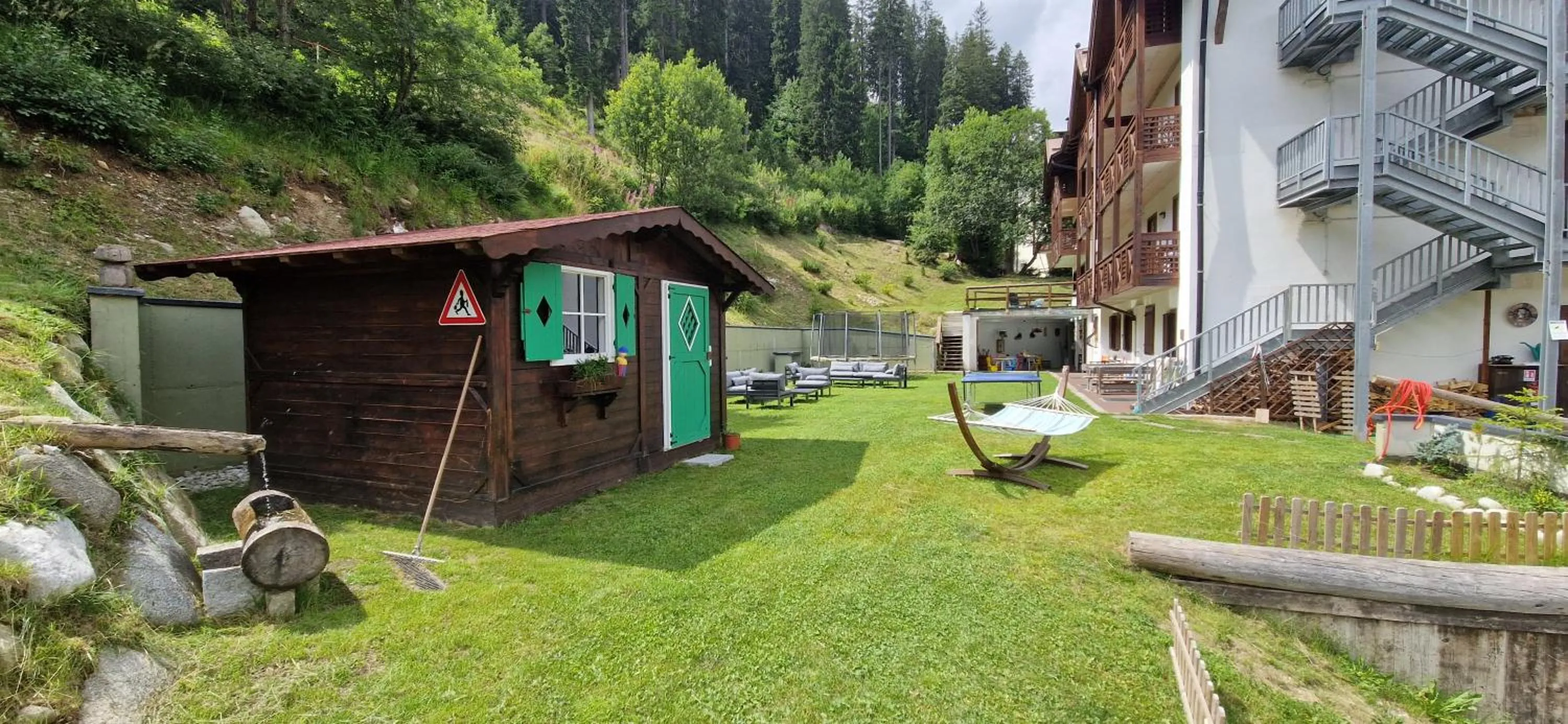Garden in Hotel Montana