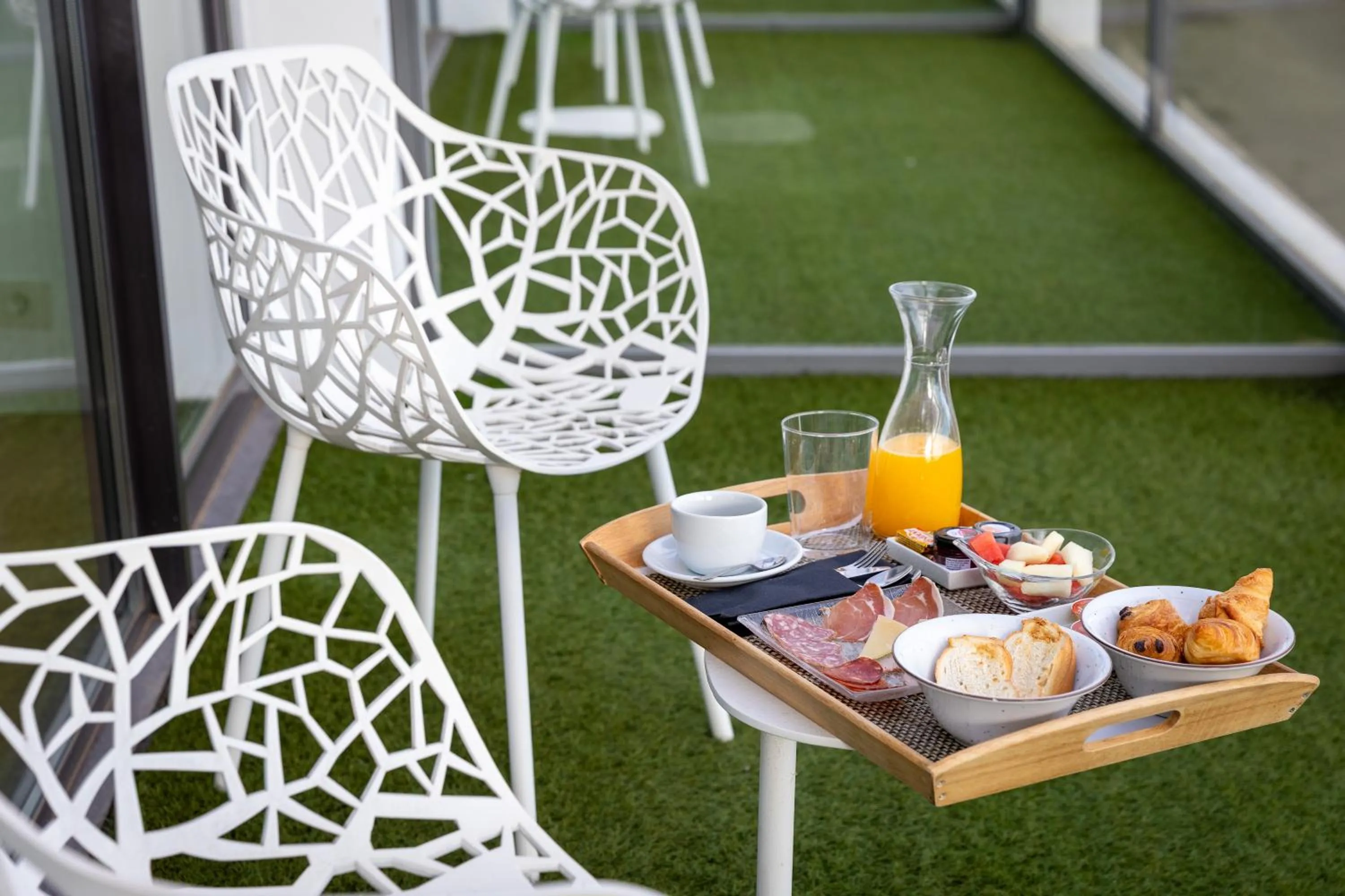 Continental breakfast in Hotel-Bodega Finca de Los Arandinos