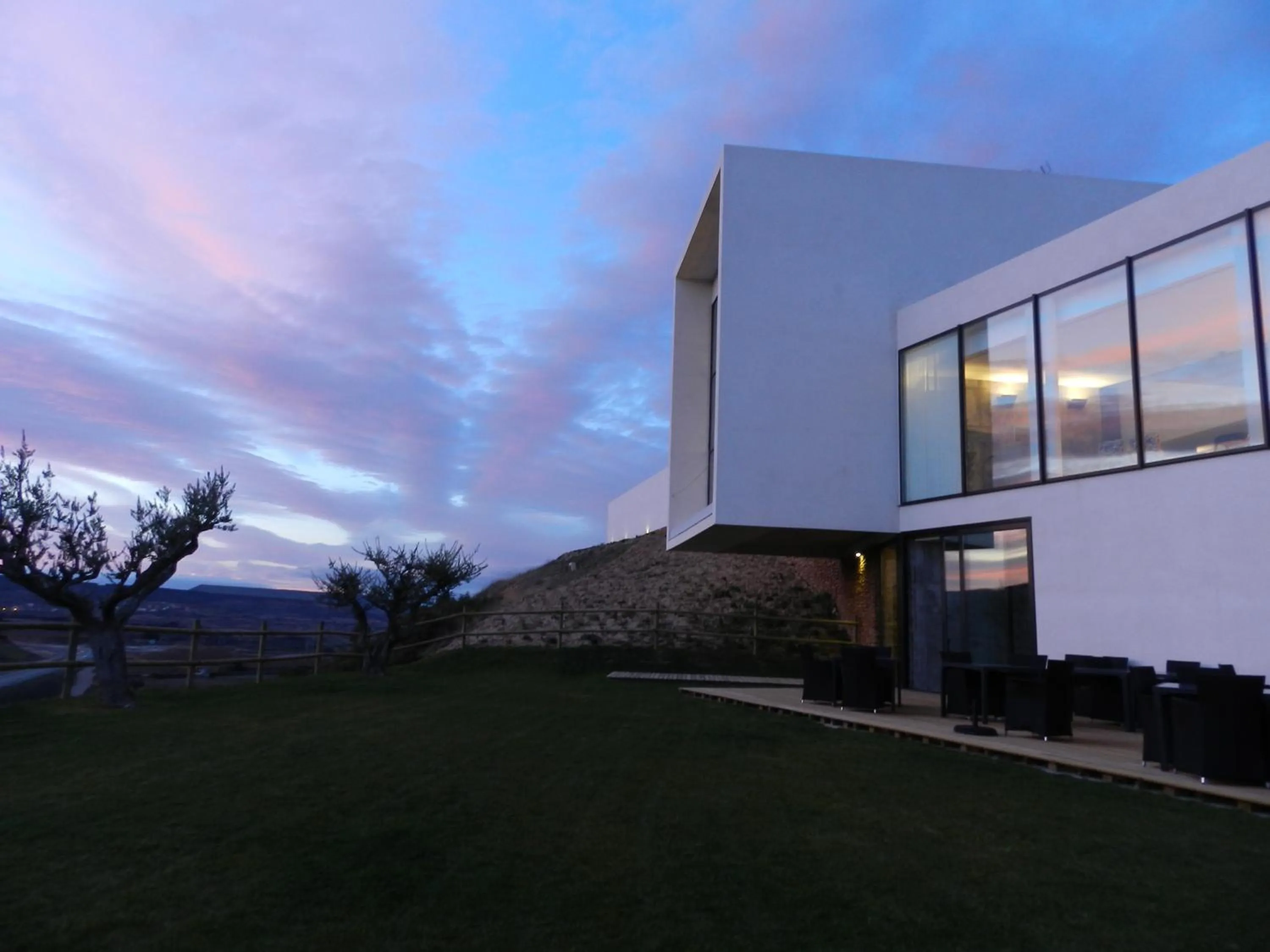 Facade/entrance in Hotel-Bodega Finca de Los Arandinos