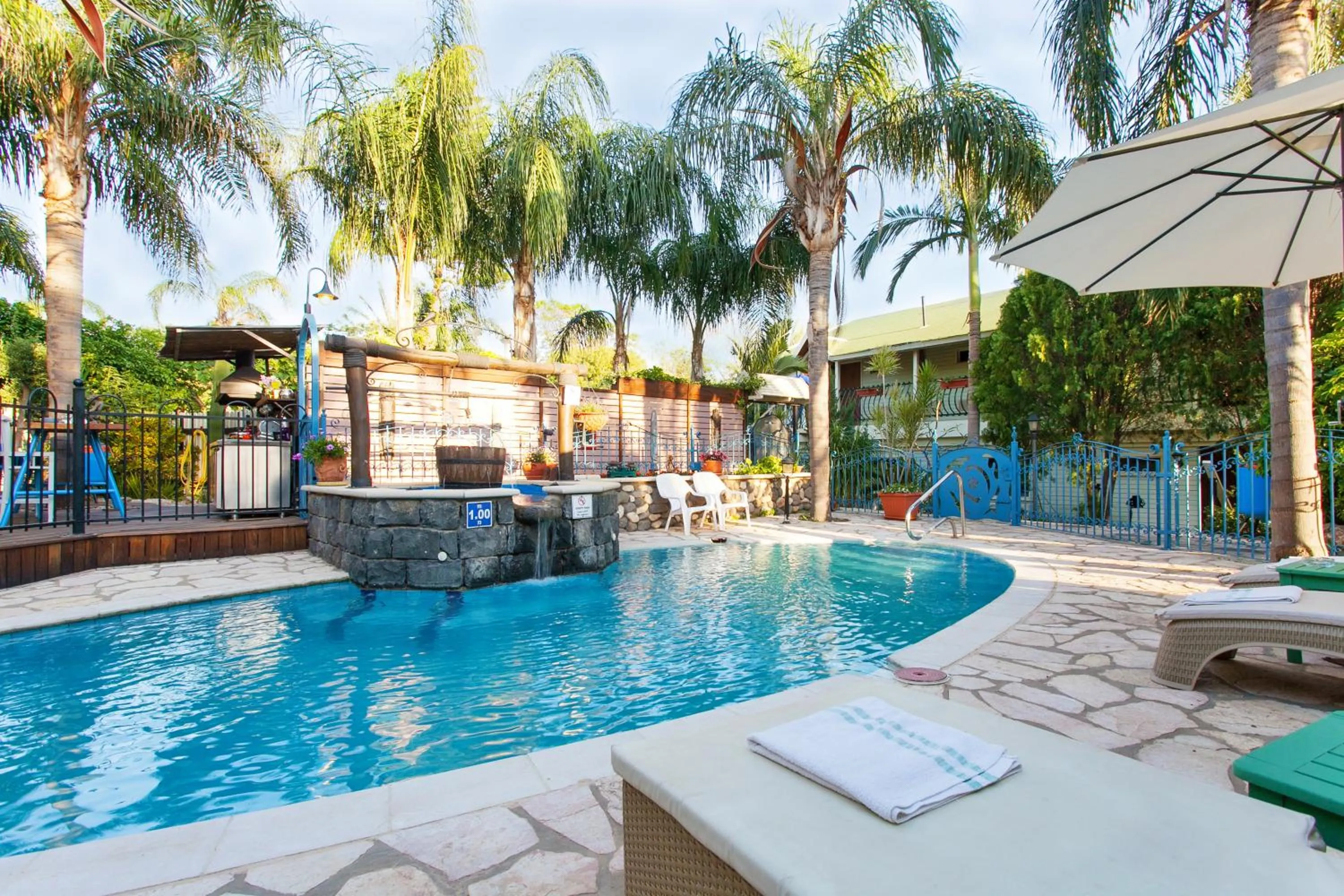 Swimming pool in Out of Africa Resort