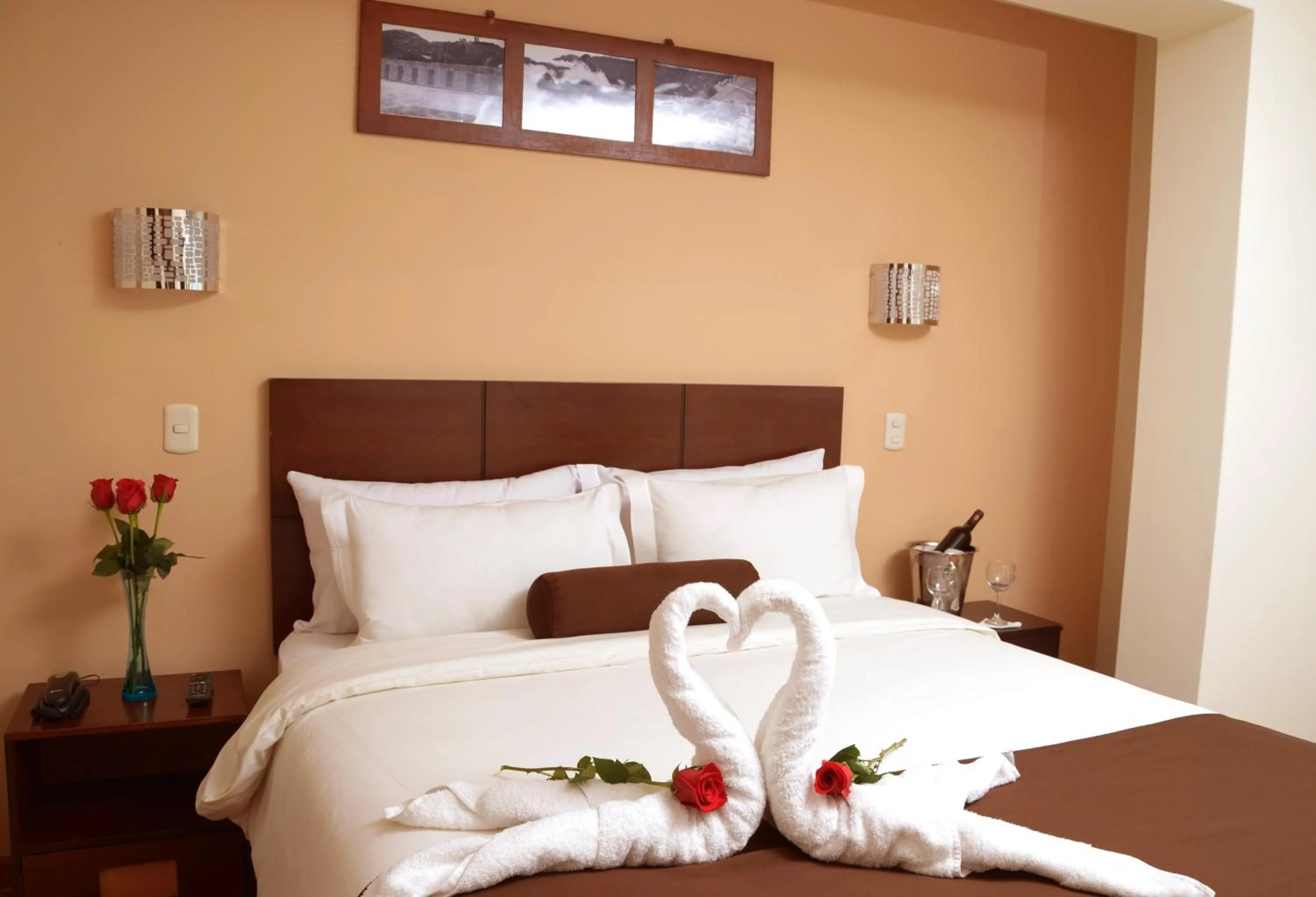 Bed in Kapac Inn Hotel