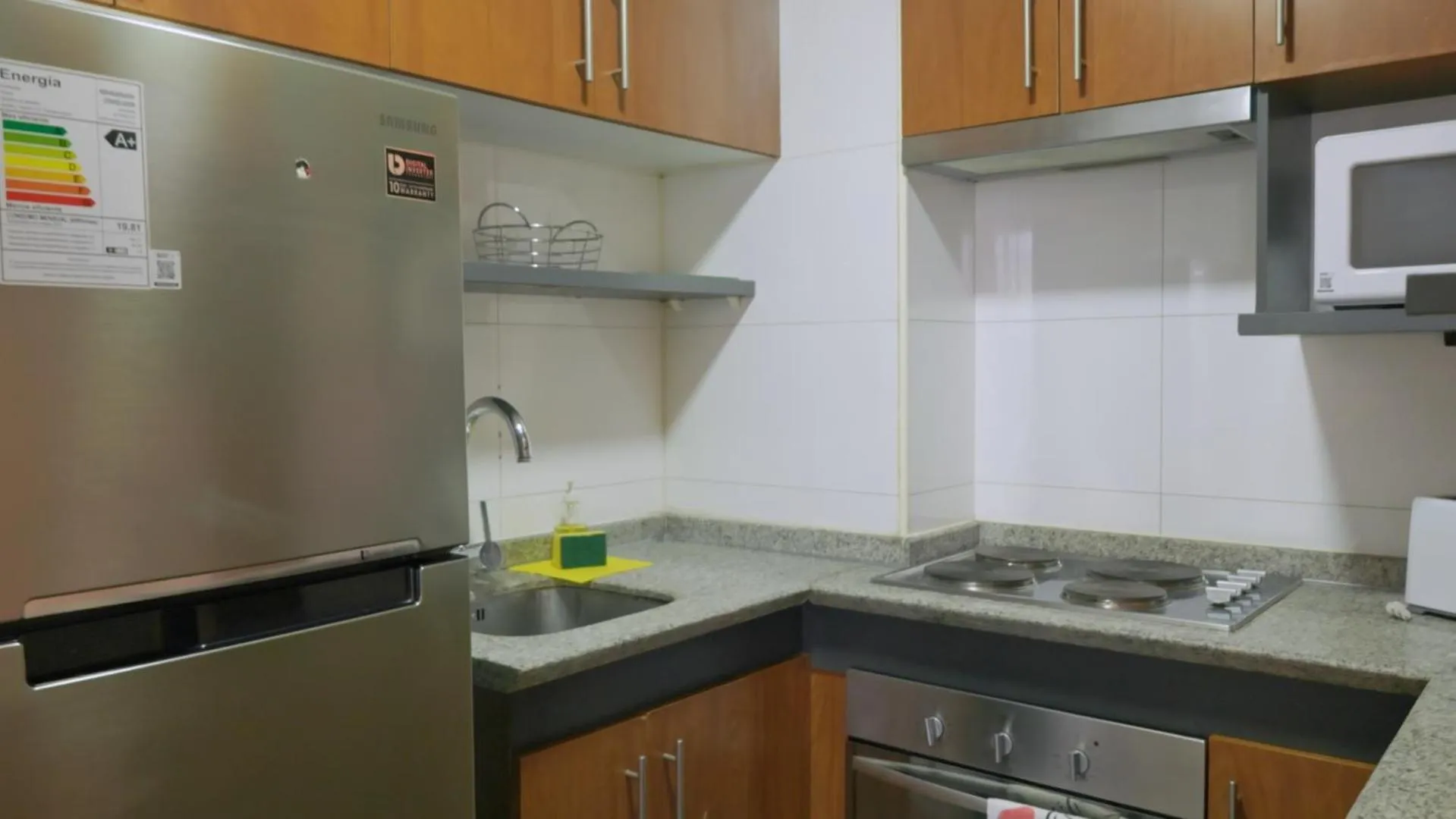 microwave in Norus Providencia