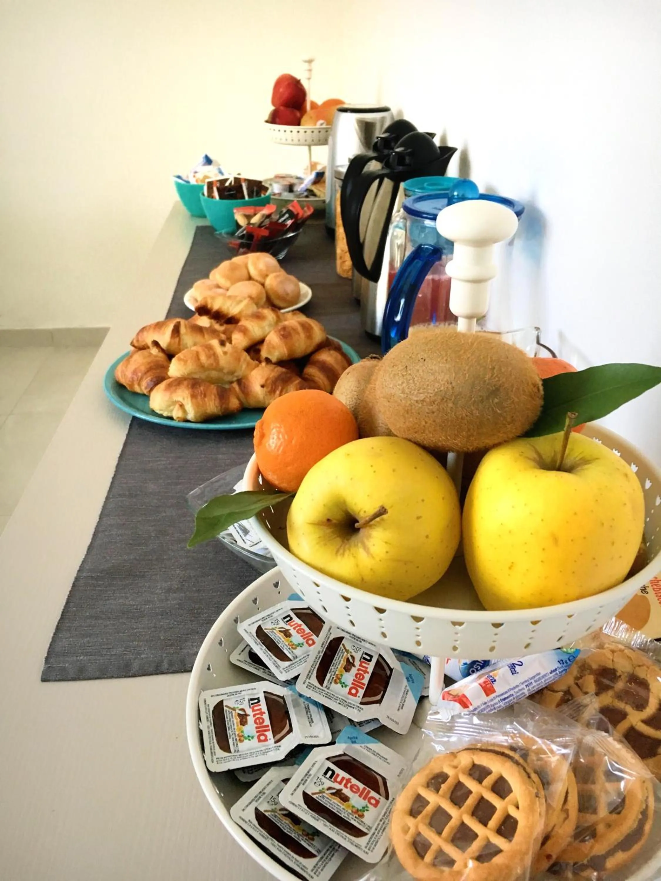 Food and drinks in B&B Costa Azzurra