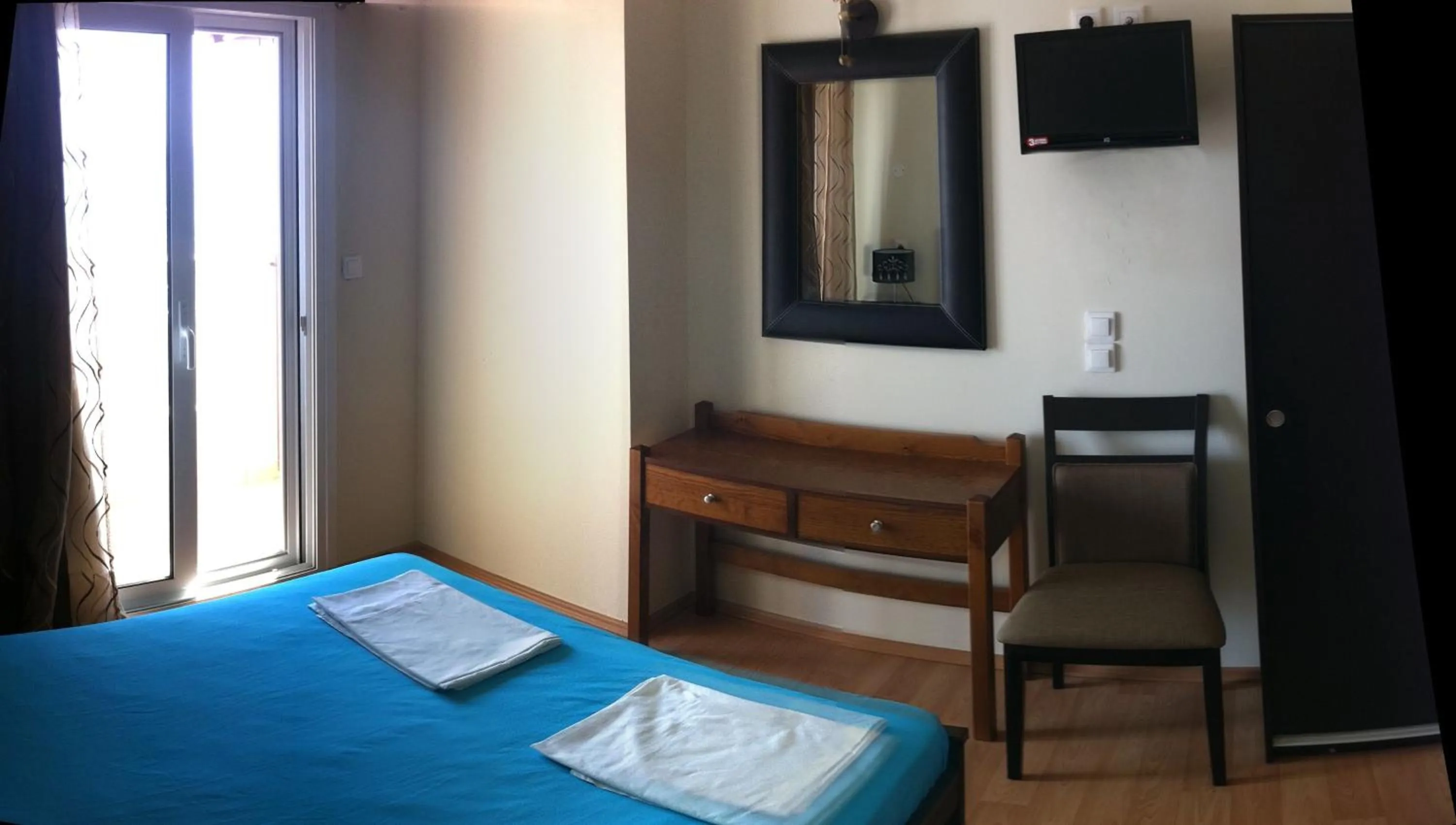 TV and multimedia, Bed in Ariadni Hotel Arvi by Estia