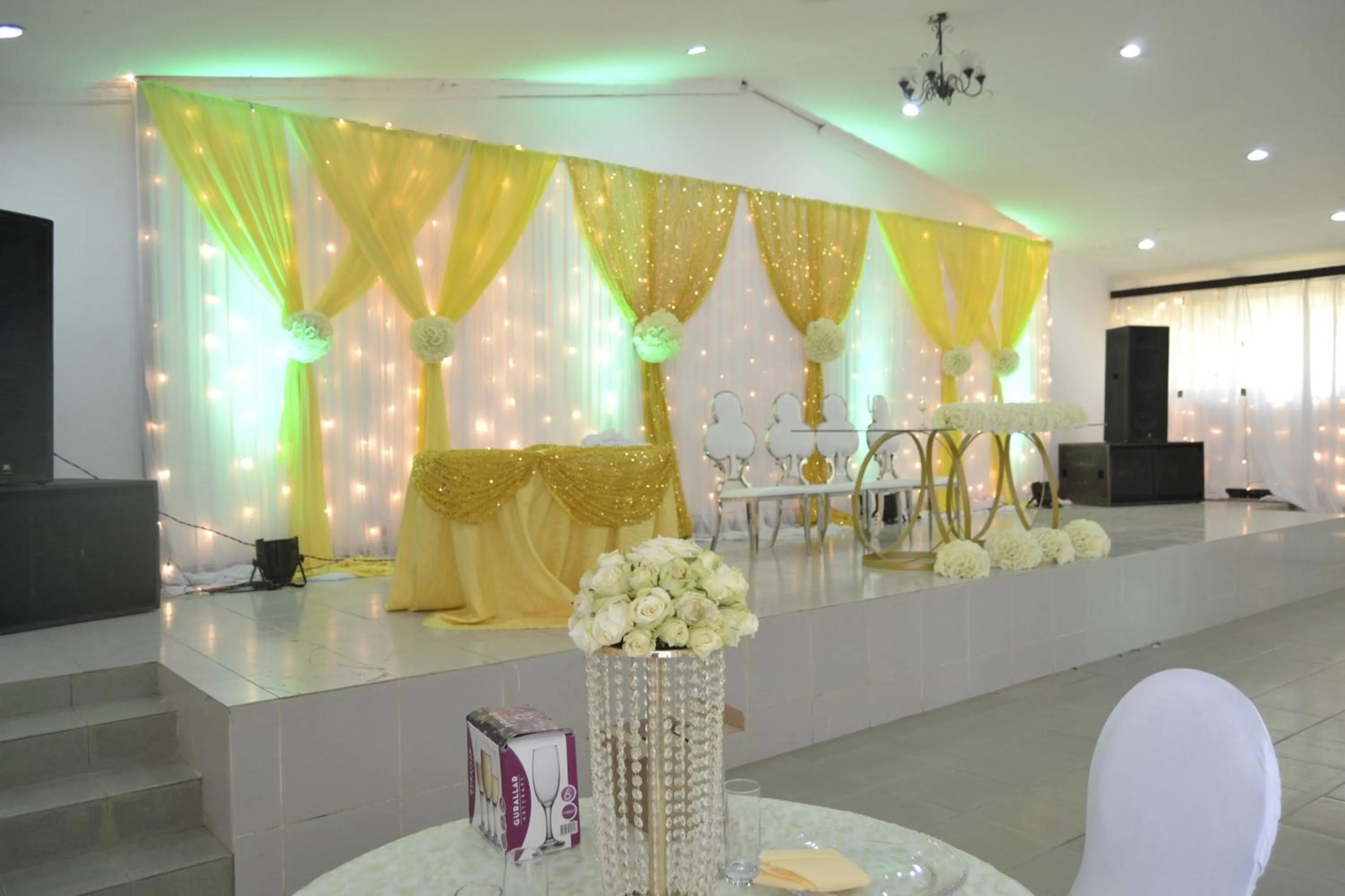 Restaurant/places to eat, Banquet Facilities in Serene Hotel