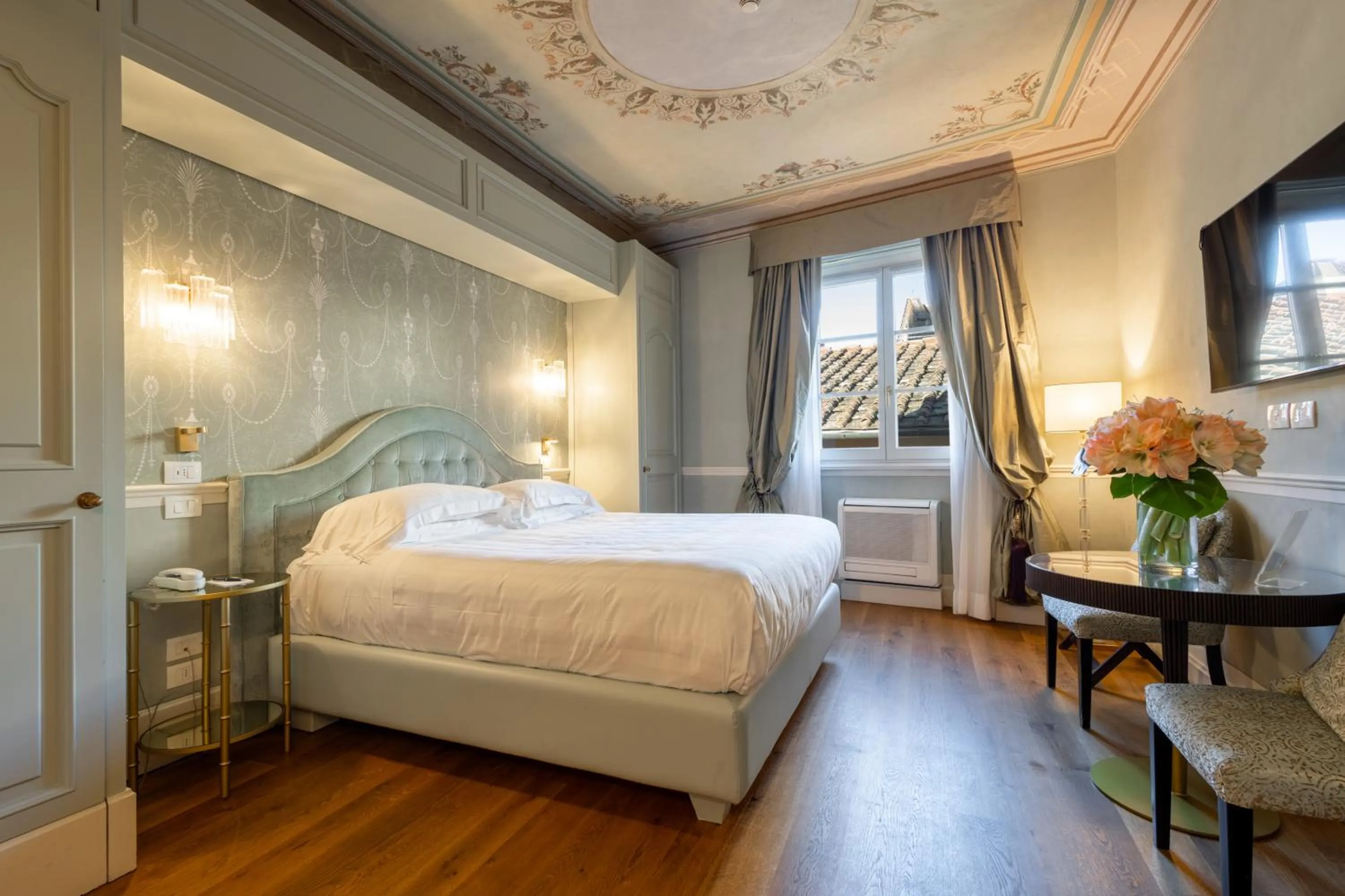 Bedroom, Bed in San Firenze Suites & Spa