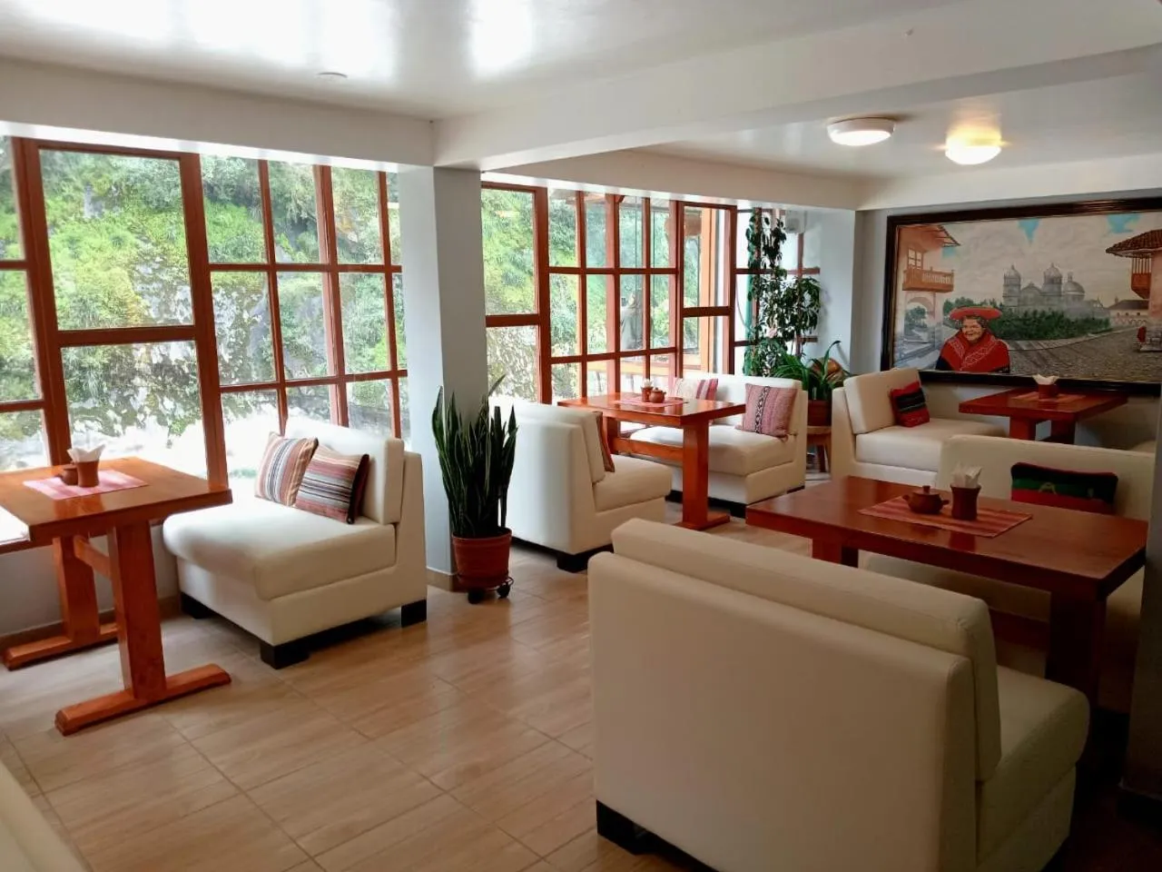 Breakfast in Hostal La Payacha MachuPicchu