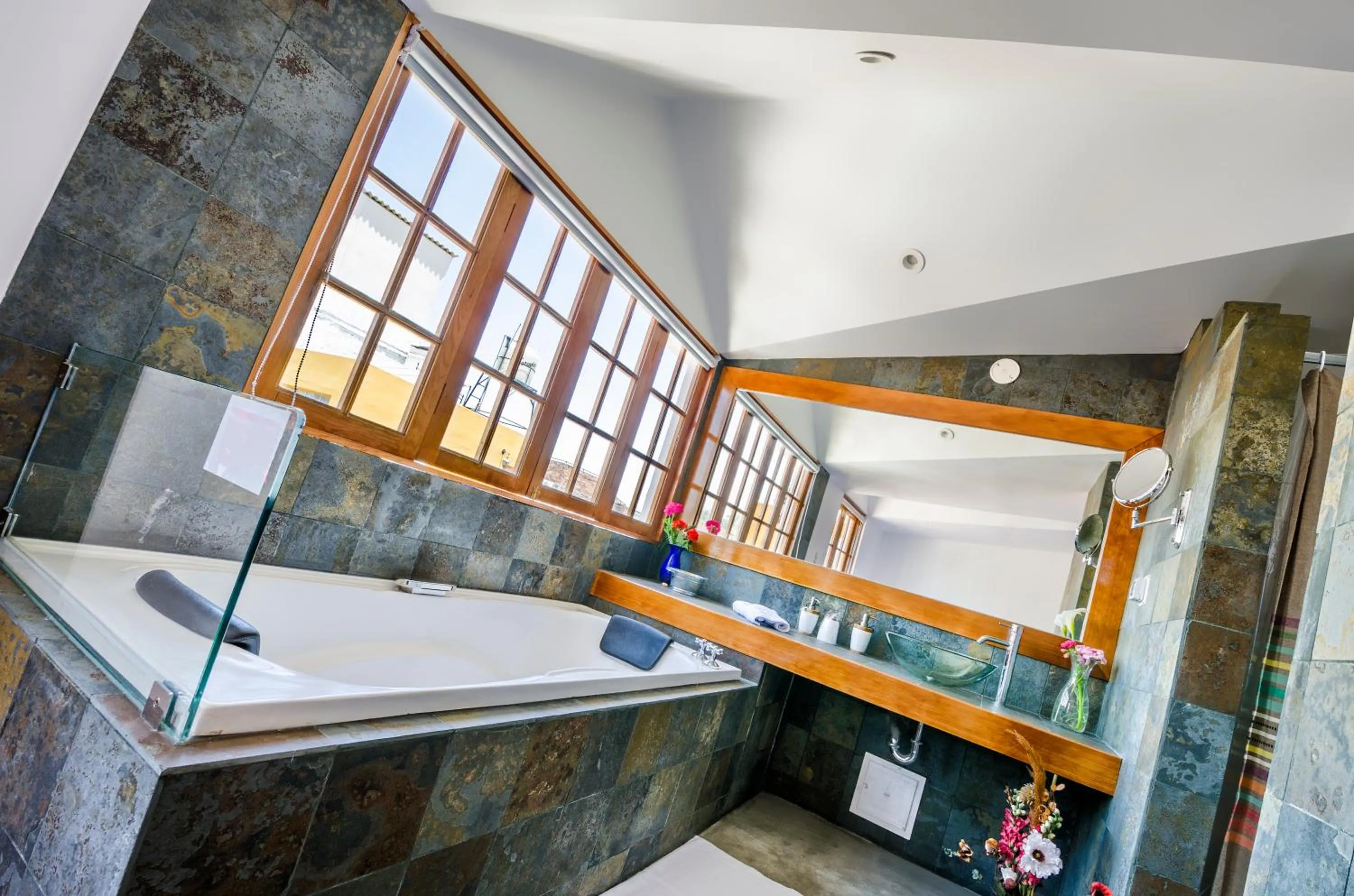 Bathroom in La Hostería Boutique Hotel