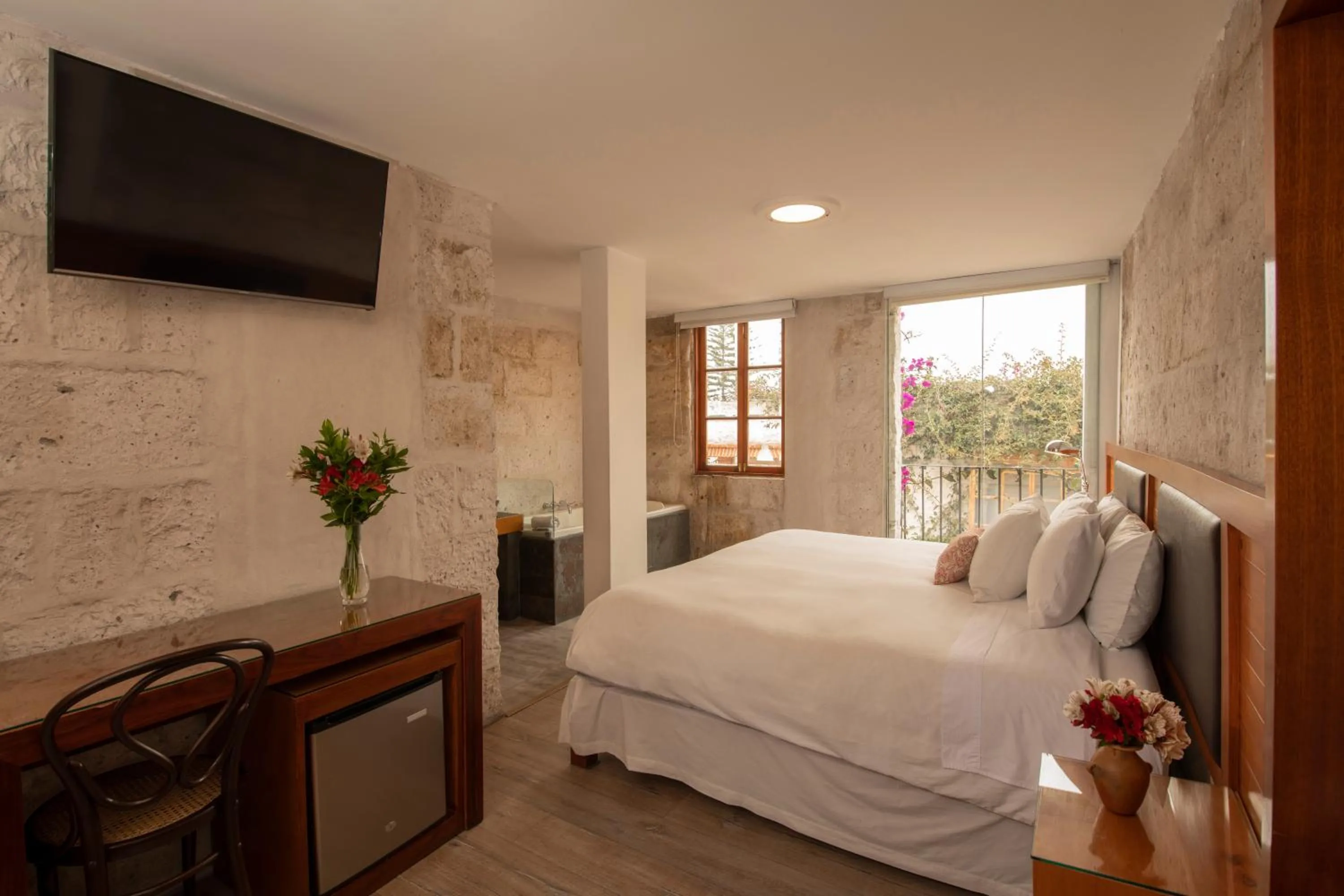 Bed in La Hostería Boutique Hotel