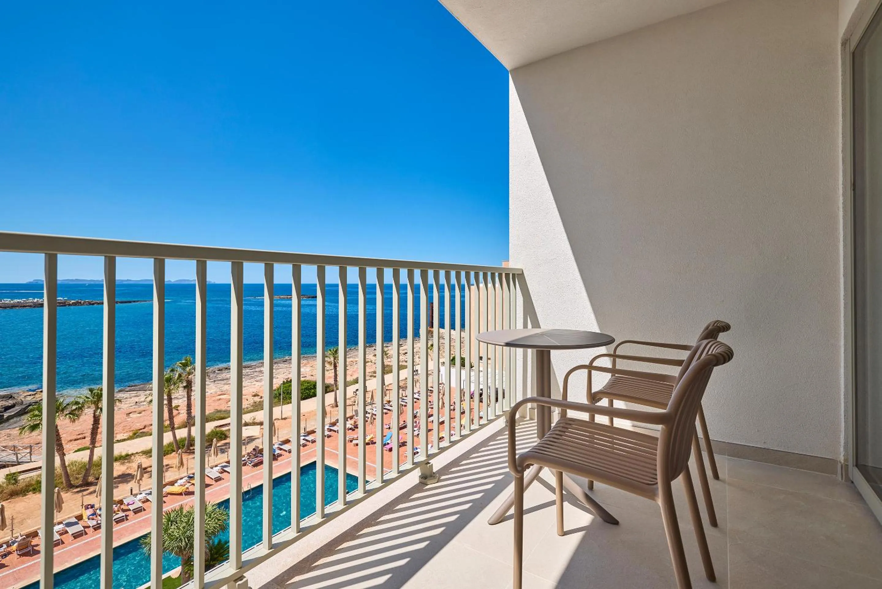 Balcony/Terrace in Universal Hotel Romantica