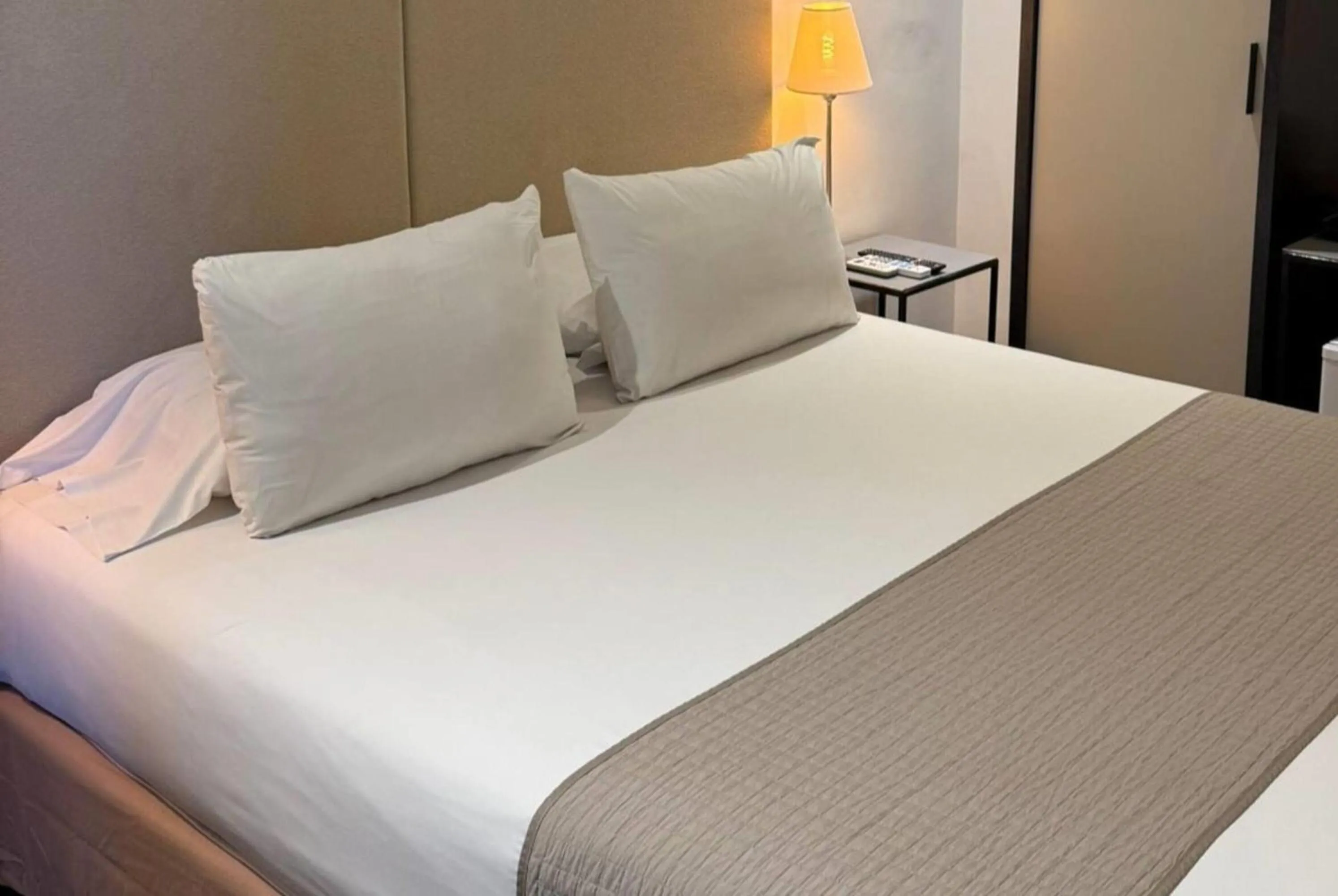 Bed in Esplendor by Wyndham Montevideo Cervantes