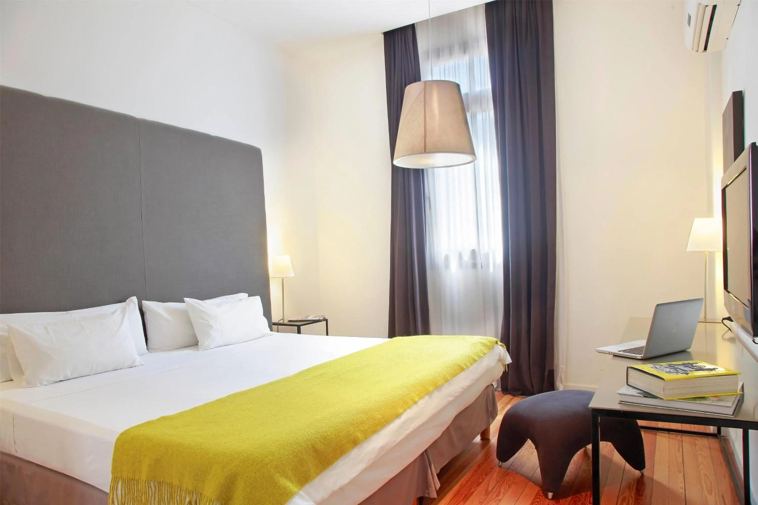 Bed in Esplendor by Wyndham Montevideo Cervantes