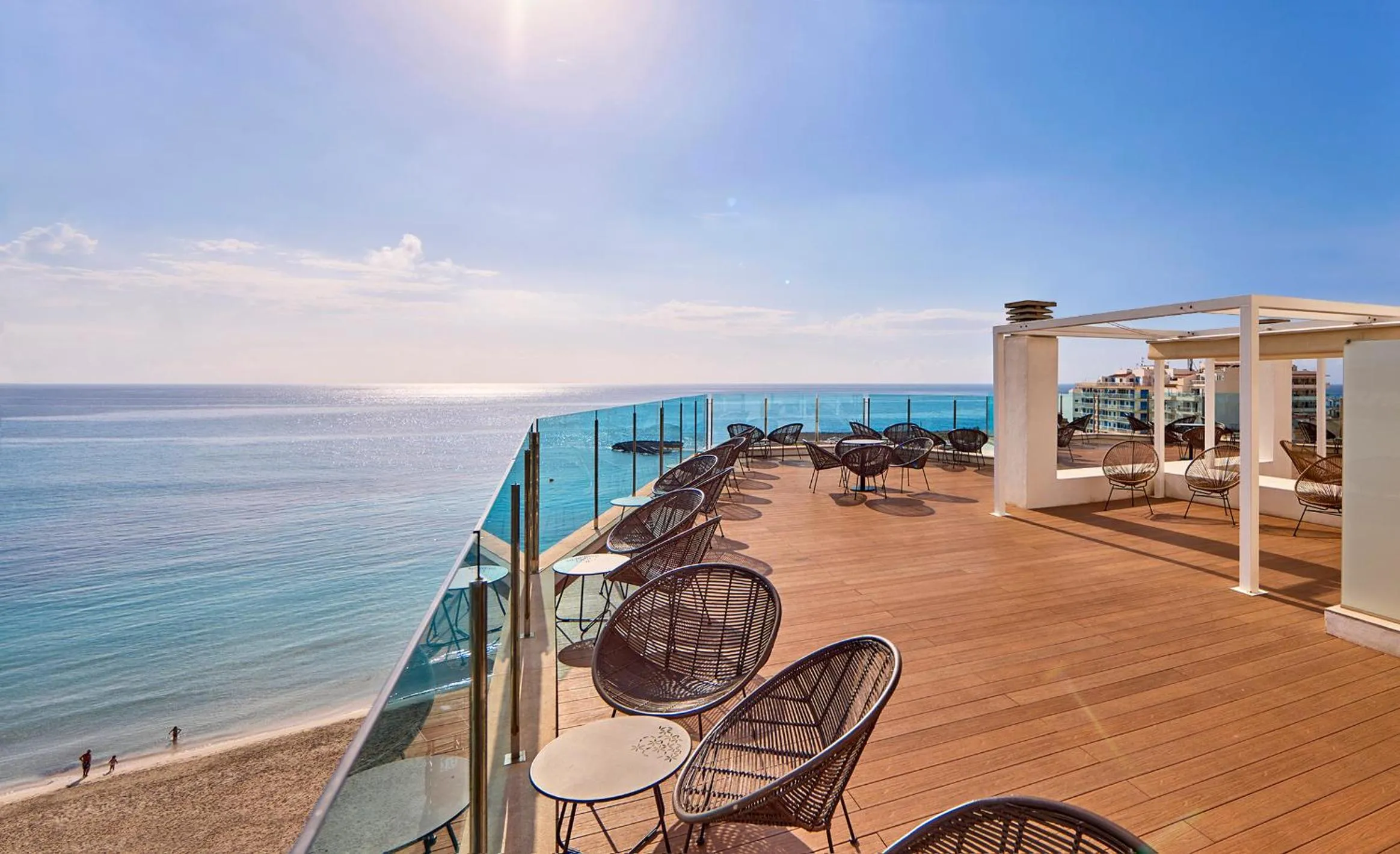 Balcony/Terrace in Universal Hotel Perla