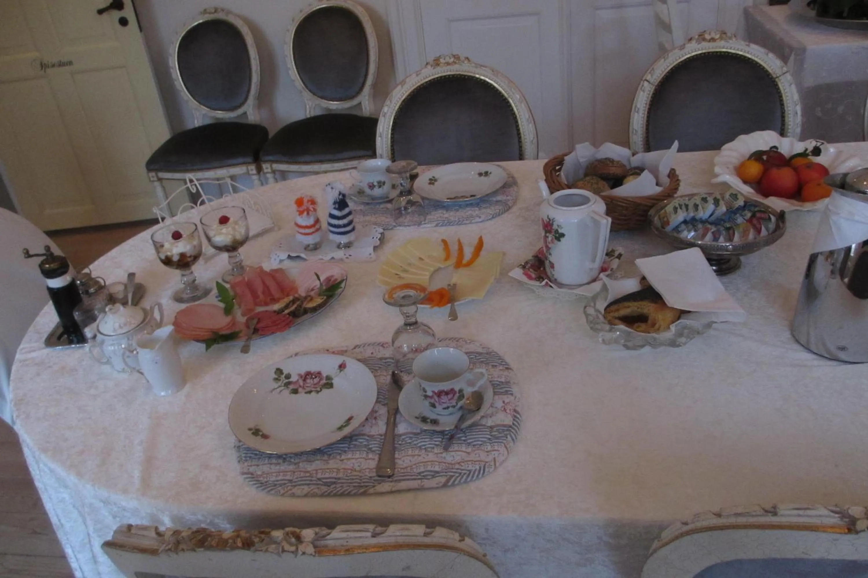 Dining area in Jungshoved Præstegård B&B