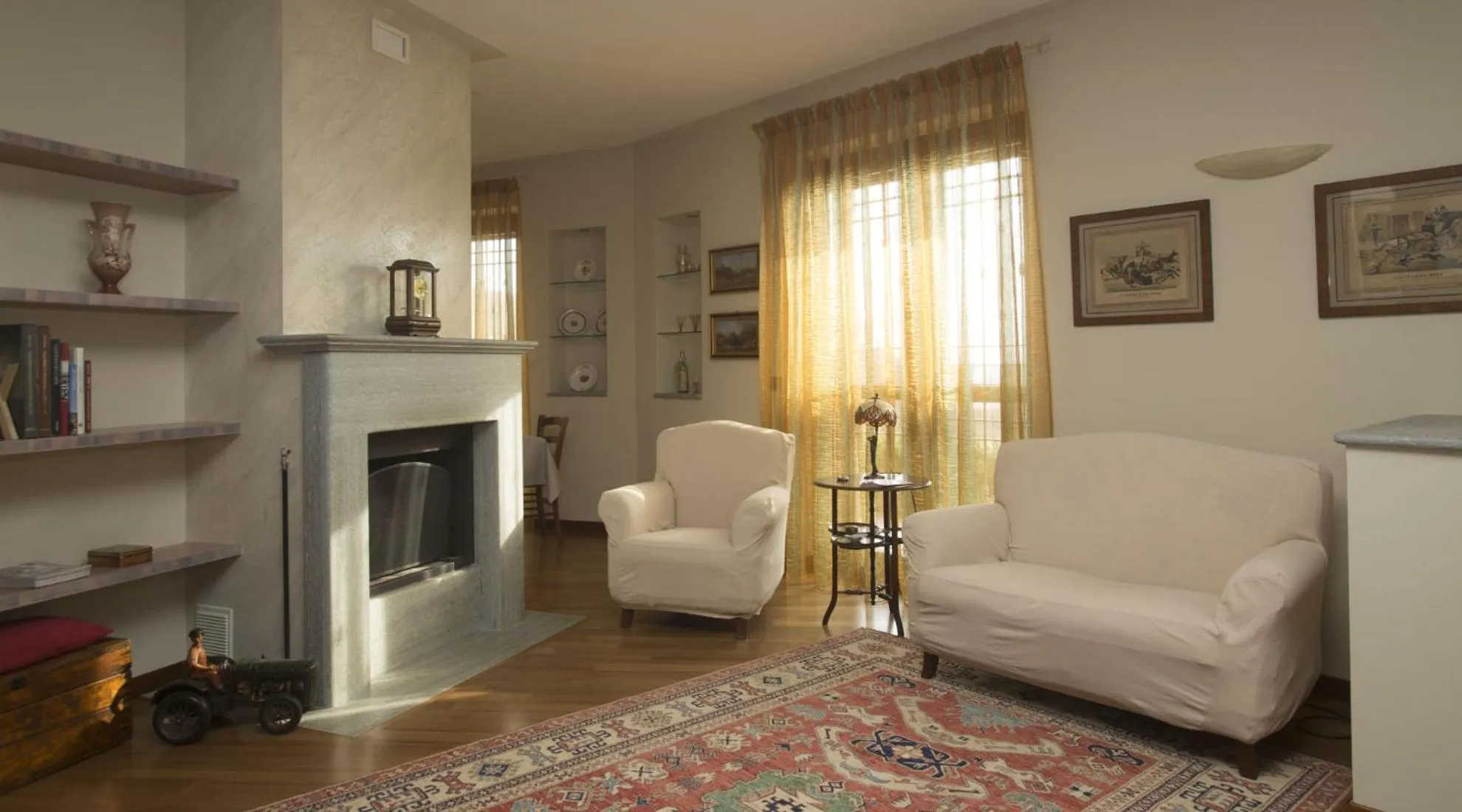 Communal lounge/ TV room in B&B La Frola