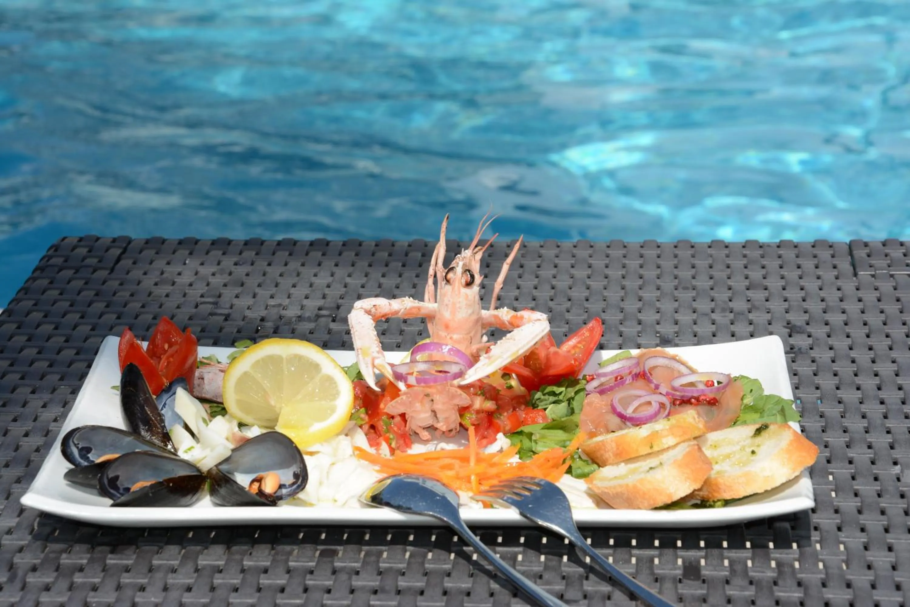 Food in Kiara Residence