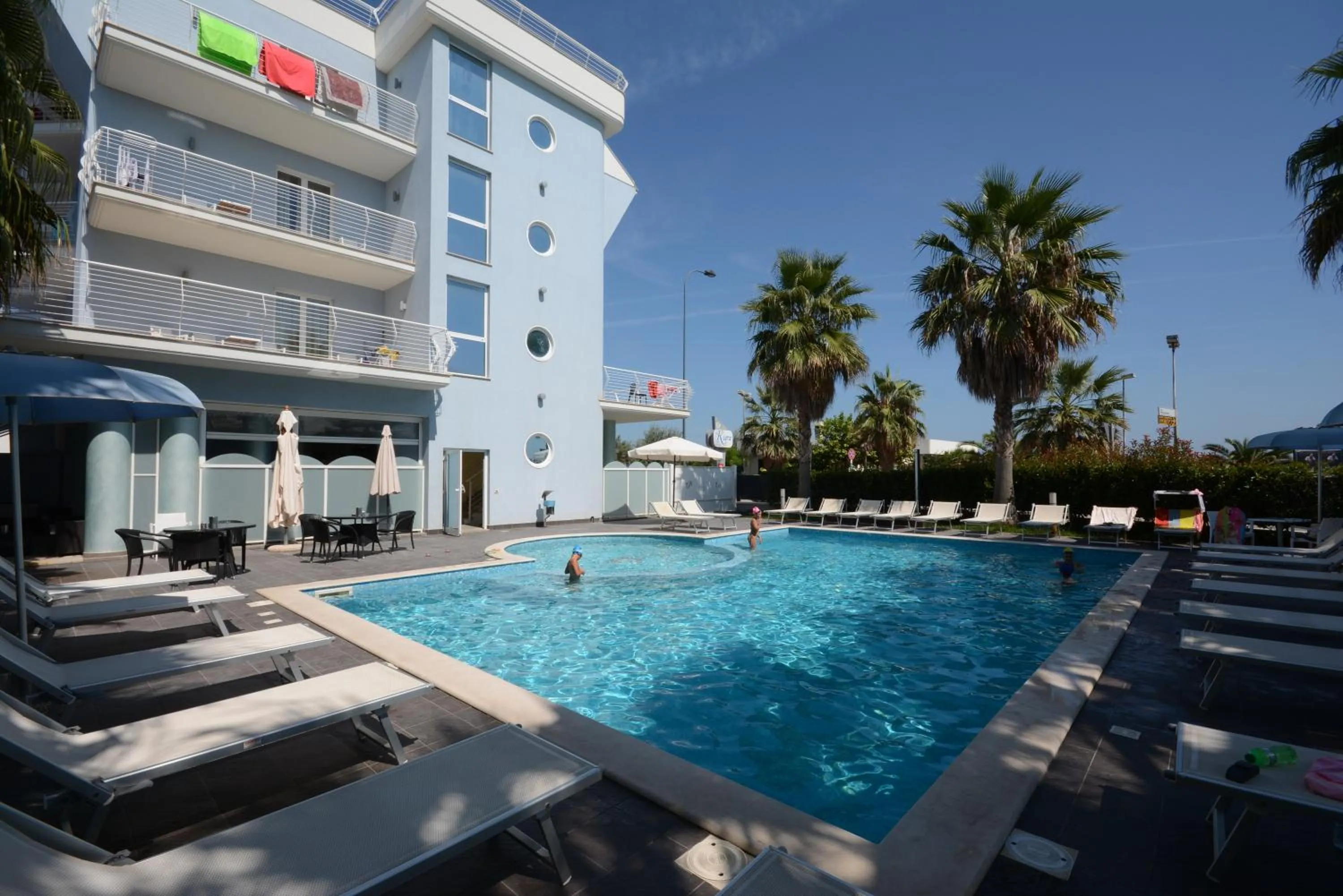 Day in Kiara Residence