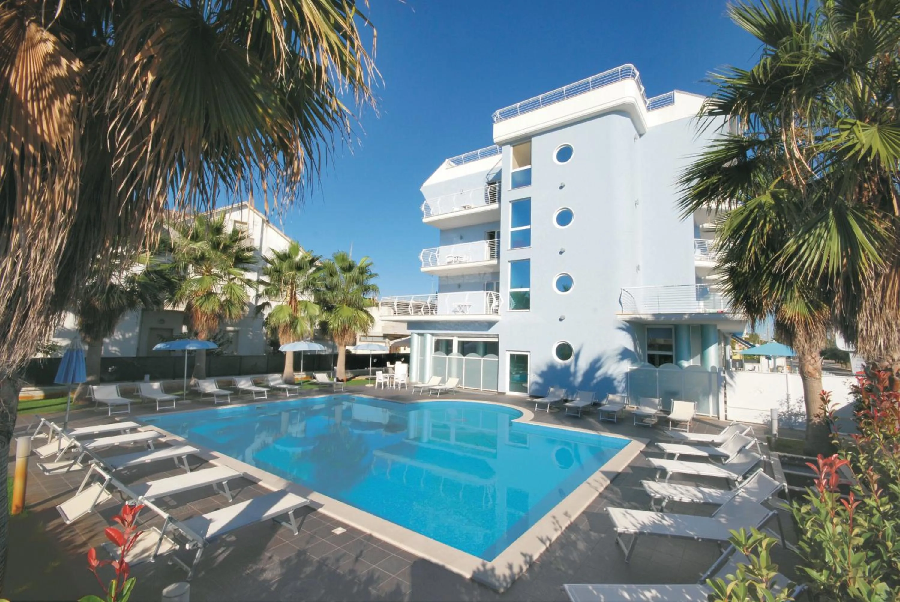 Facade/entrance in Kiara Residence