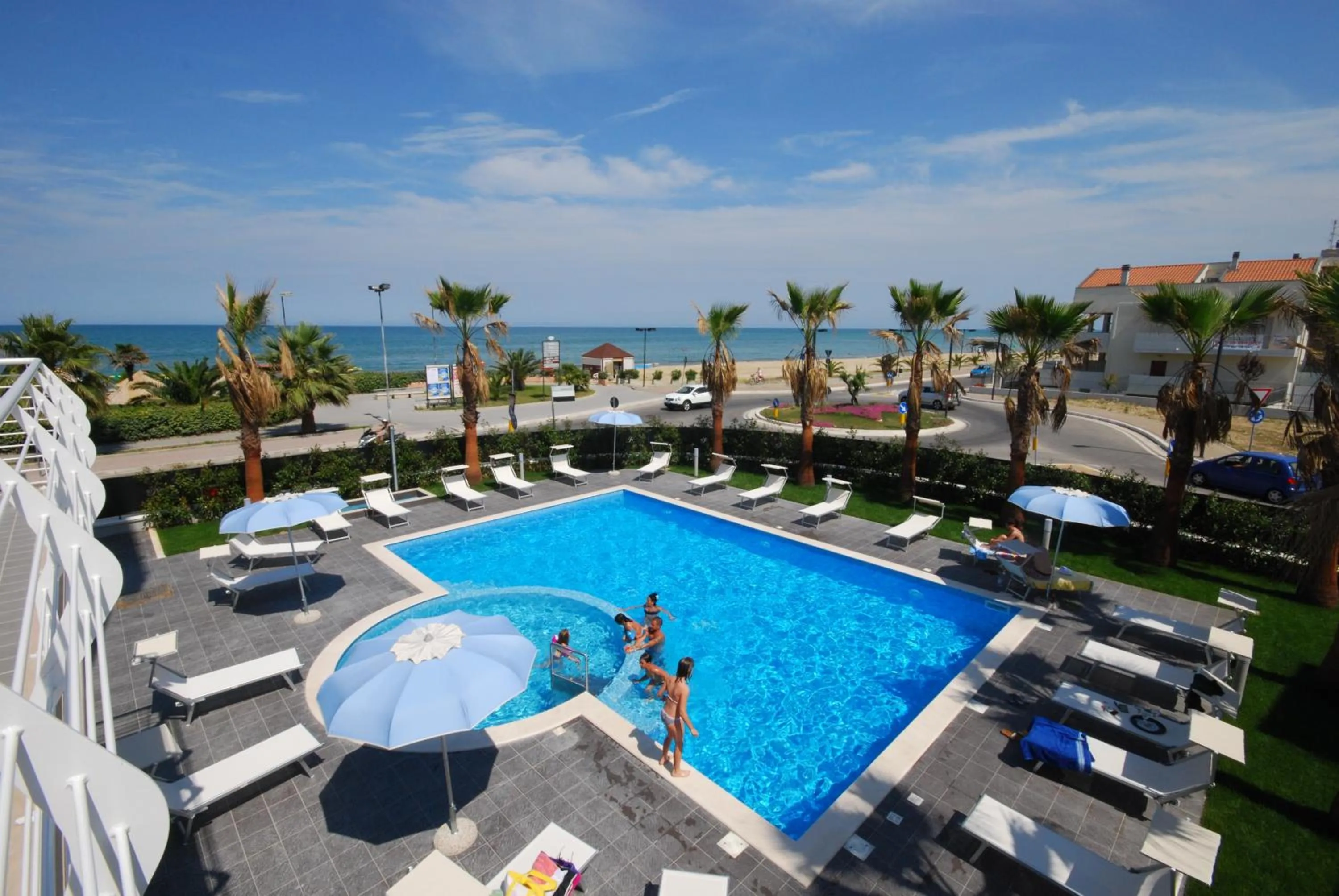 Swimming pool in Kiara Residence