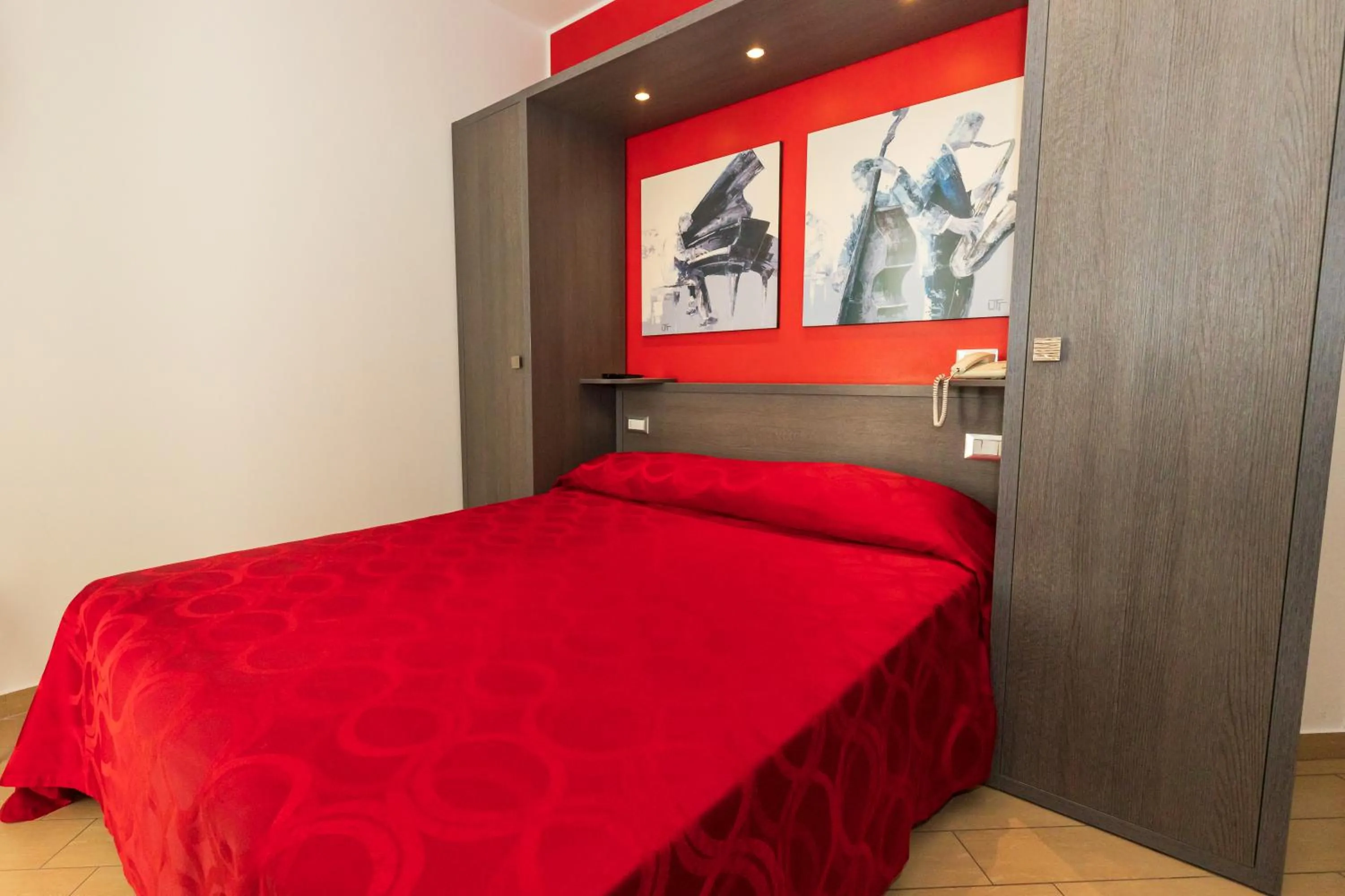 Bed in Kiara Residence