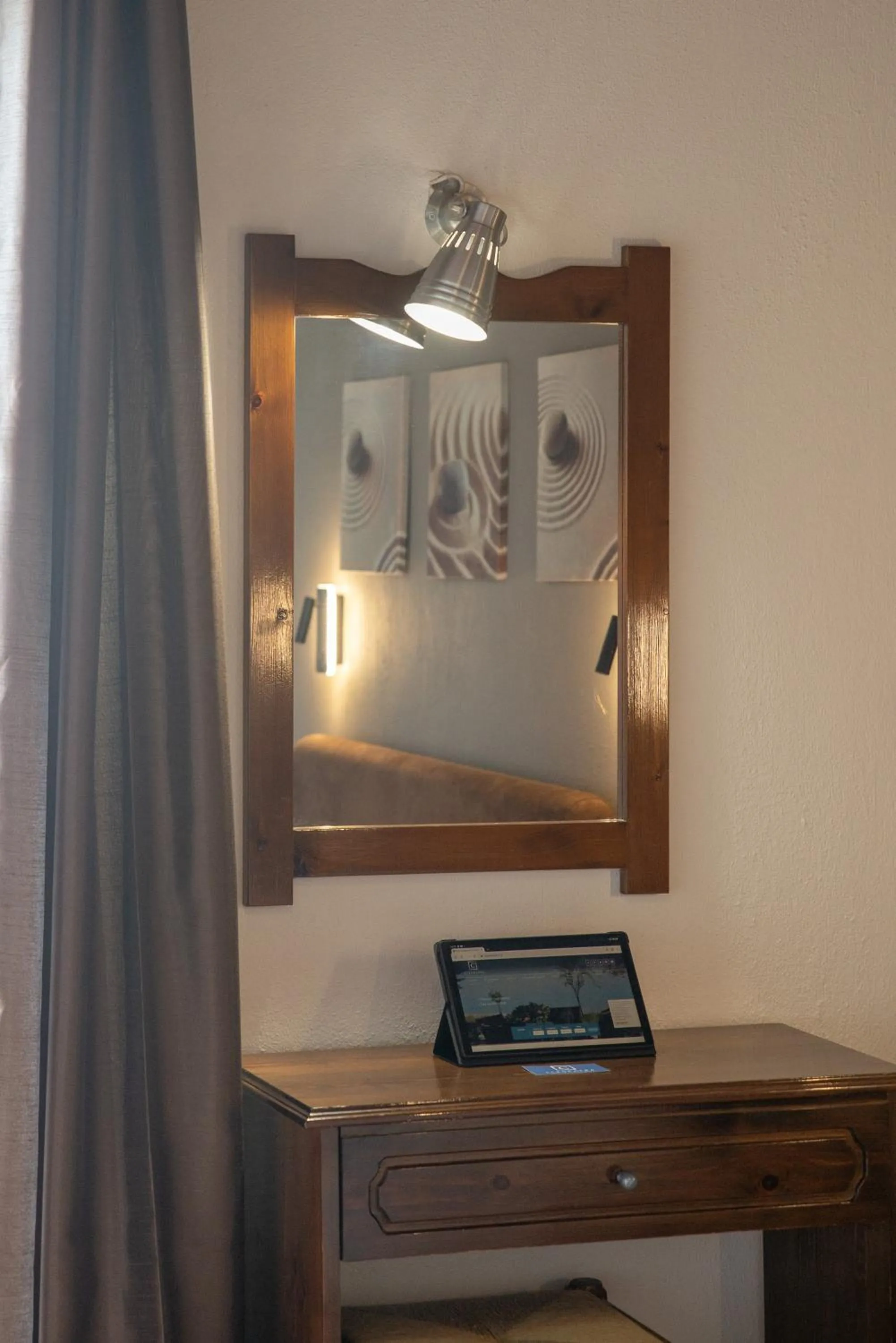 hair dresser in Hotel Cleopatra