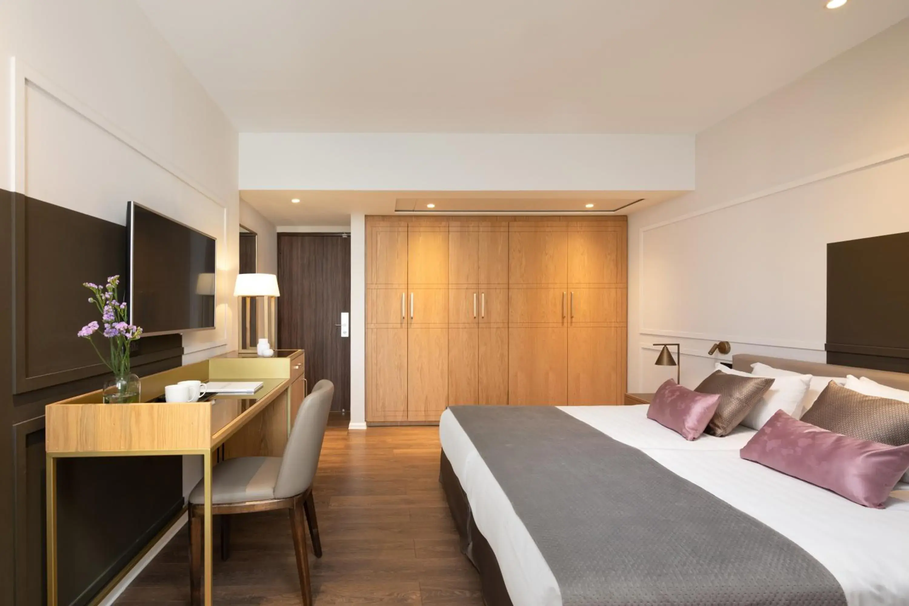 Deluxe Double or Twin Room in Cassia Hotel Jerusalem Deluxe Double or Twin Room in Cassia Hotel Jerusalem